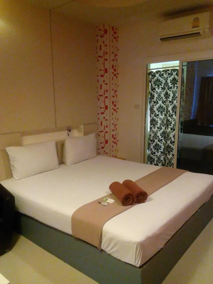 Bed in Bearing 26 Hotel