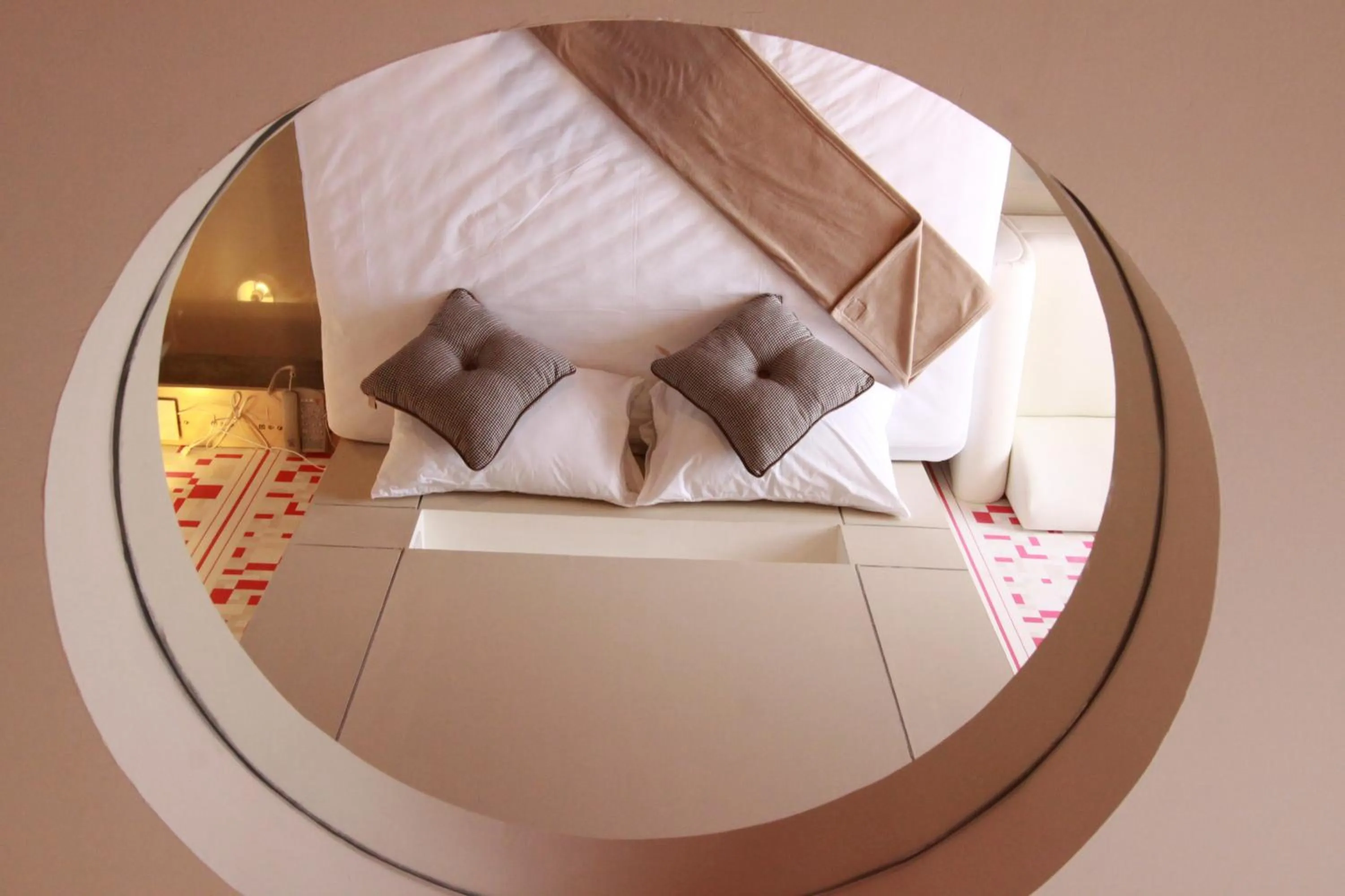 Decorative detail, Bed in Bearing 26 Hotel