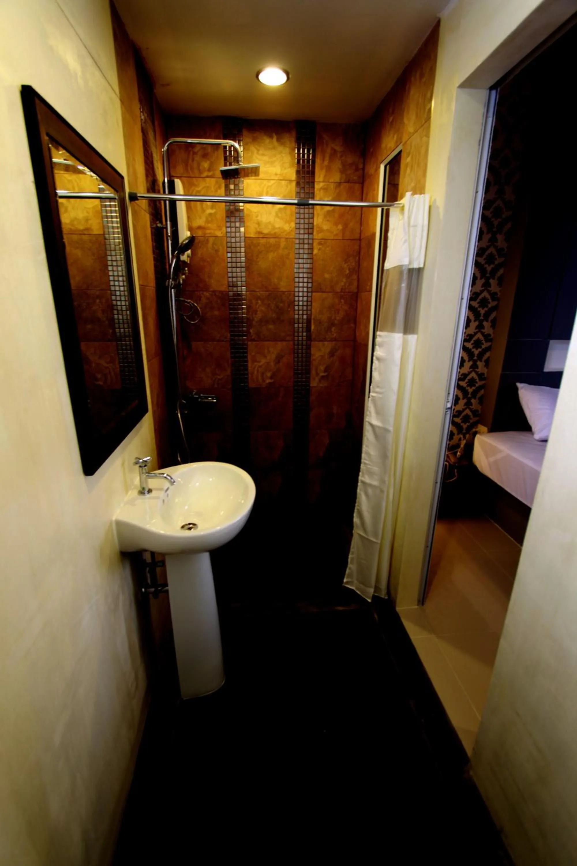 Bathroom in Bearing 26 Hotel