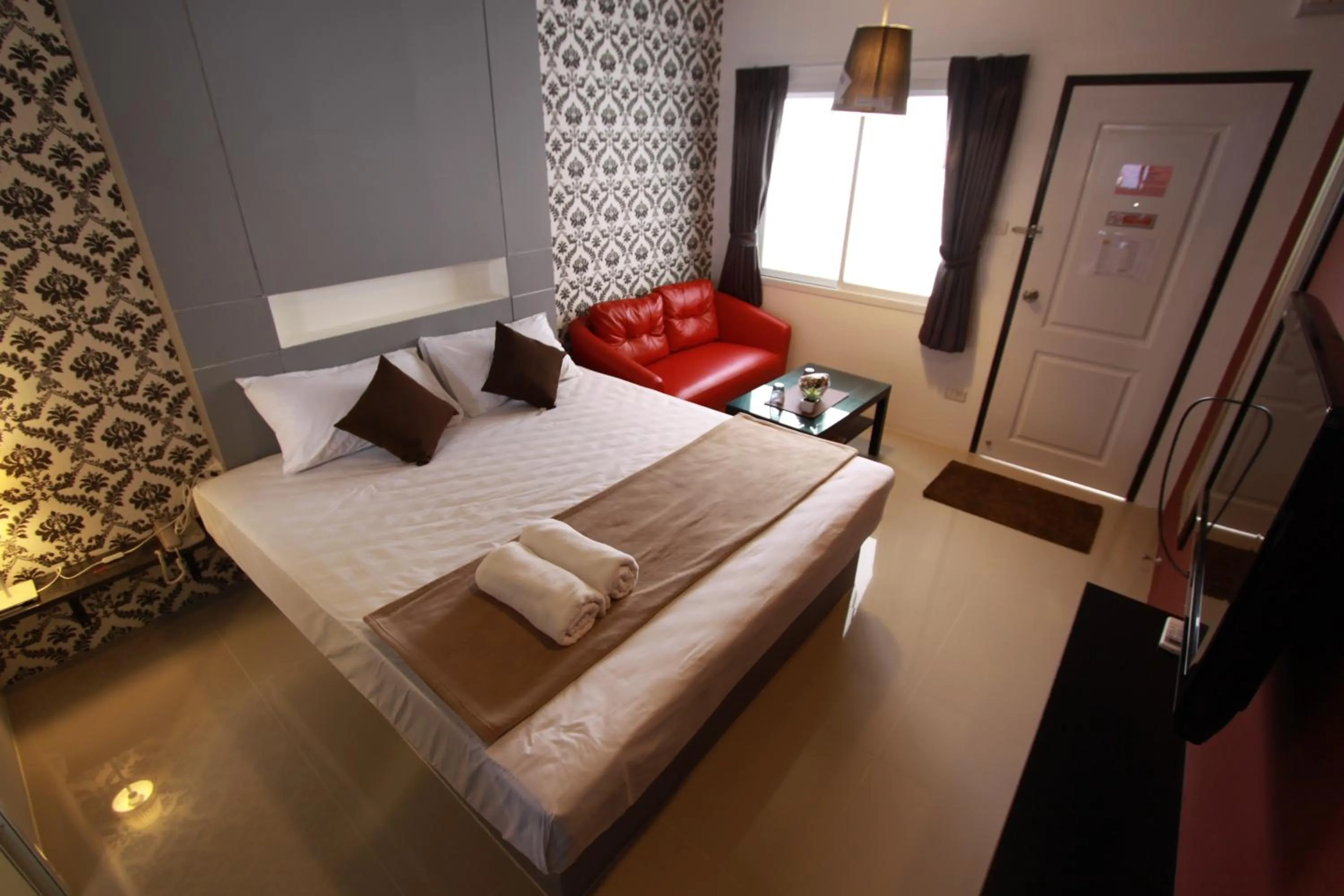 Decorative detail, Bed in Bearing 26 Hotel