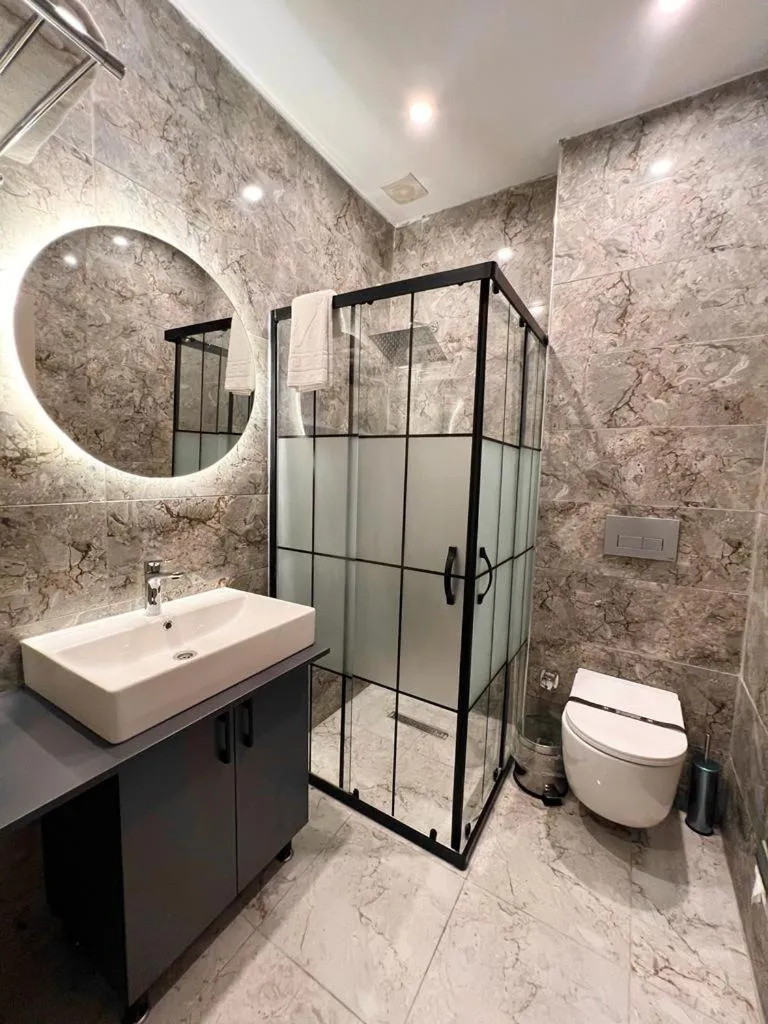 Royal Mass Airport Business Hotel