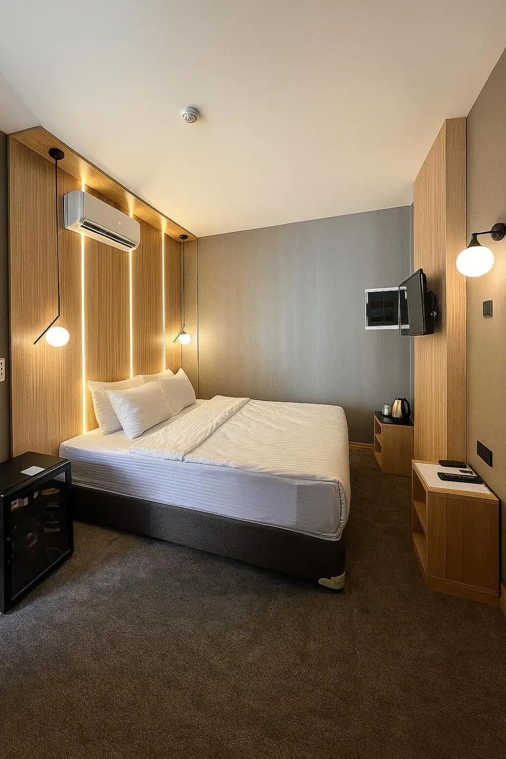 Standard Studio in Royal Mass Airport Business Hotel Standard Studio in Royal Mass Airport Business Hotel