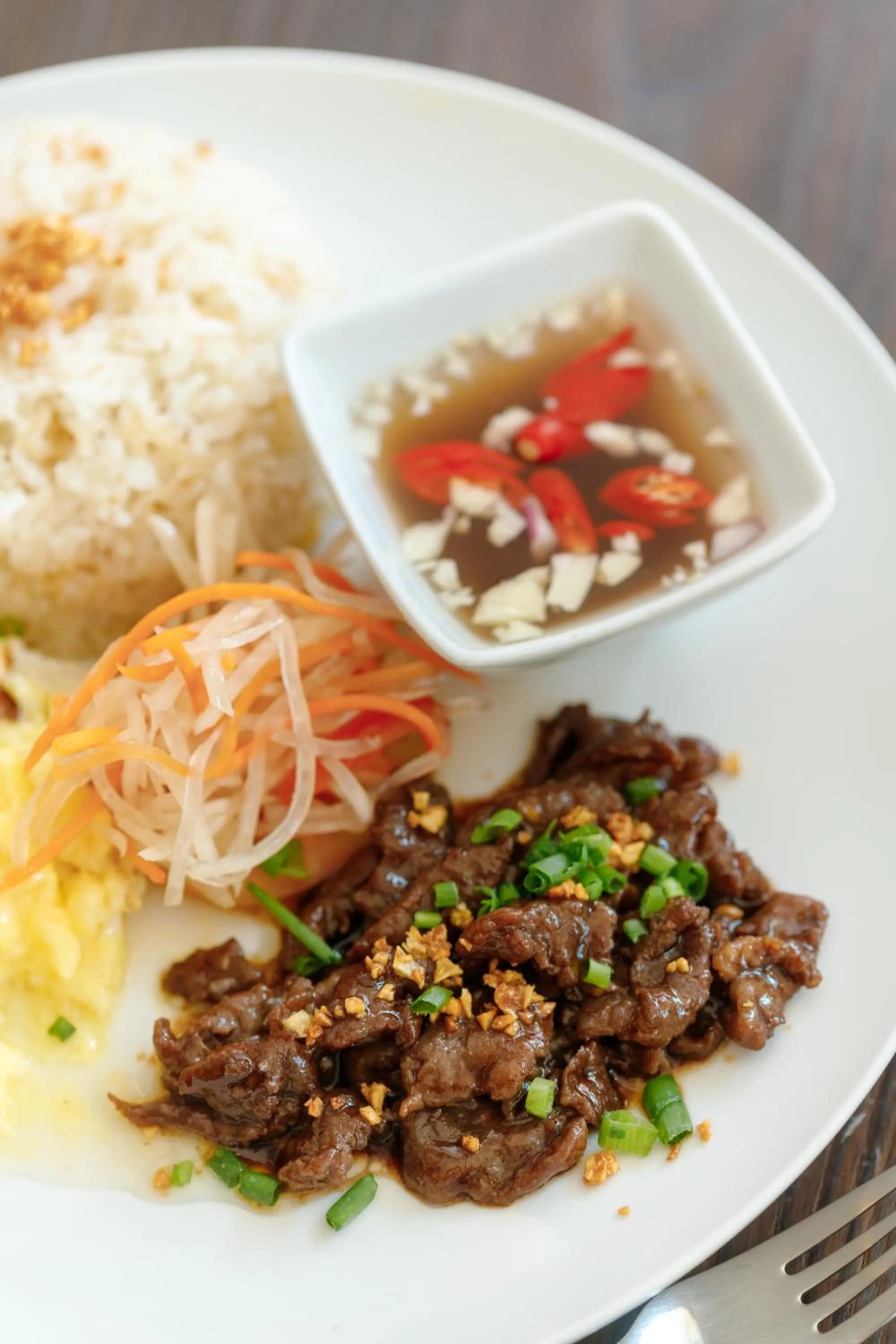 Restaurant/places to eat in Regency Grand Suites