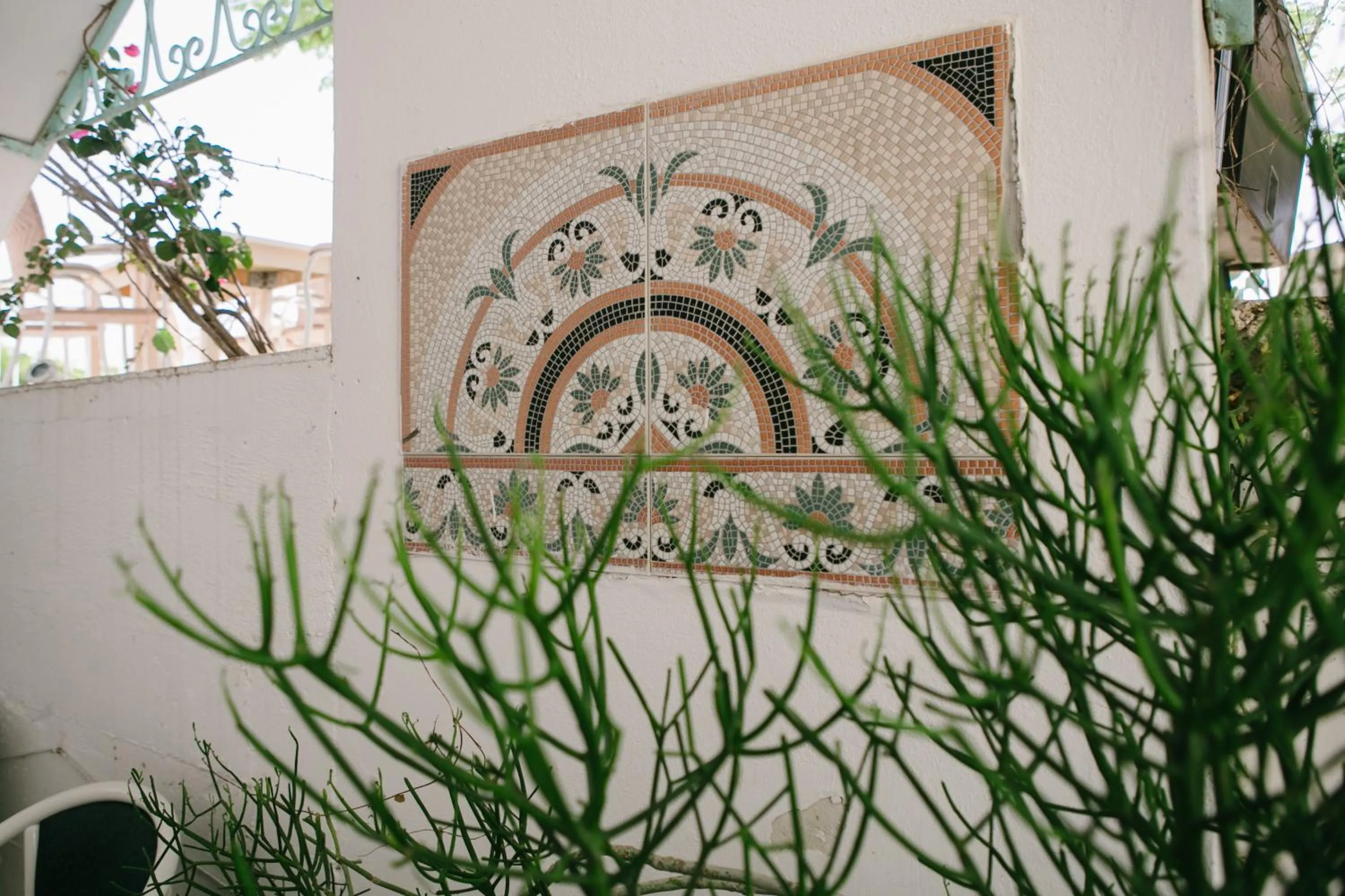 Text overlay in Gorgona Studios