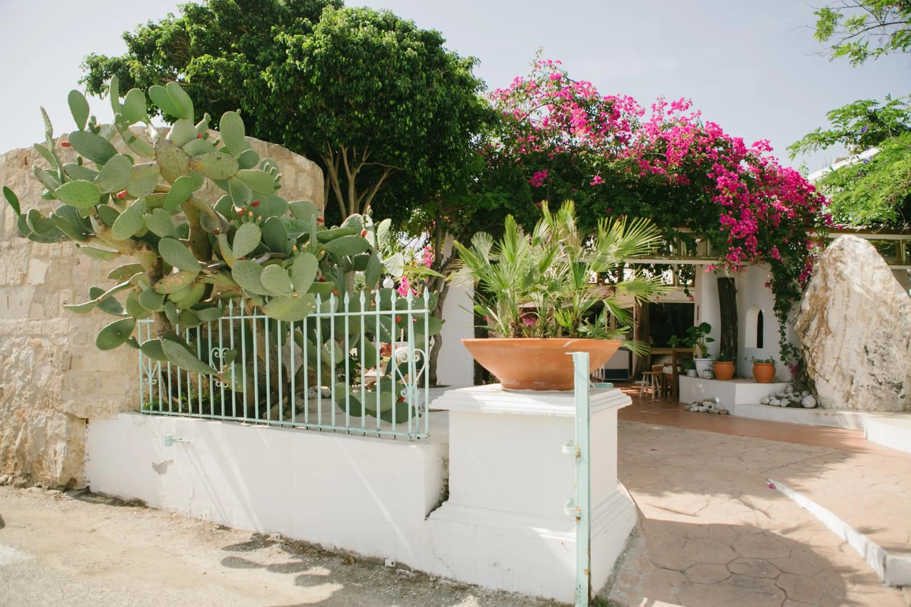 Facade/entrance in Gorgona Studios