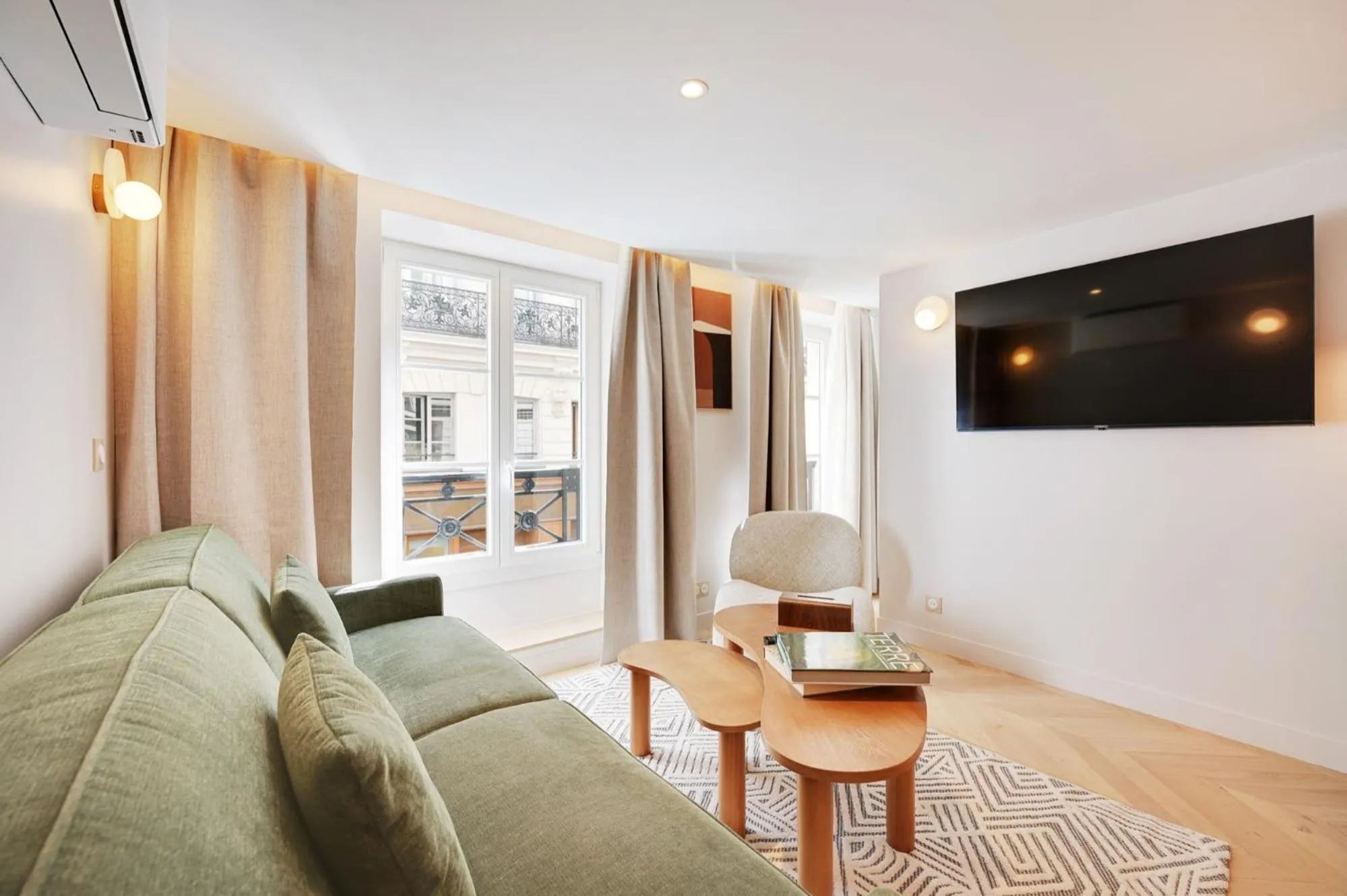 Living room in Quartier Libre Madeleine