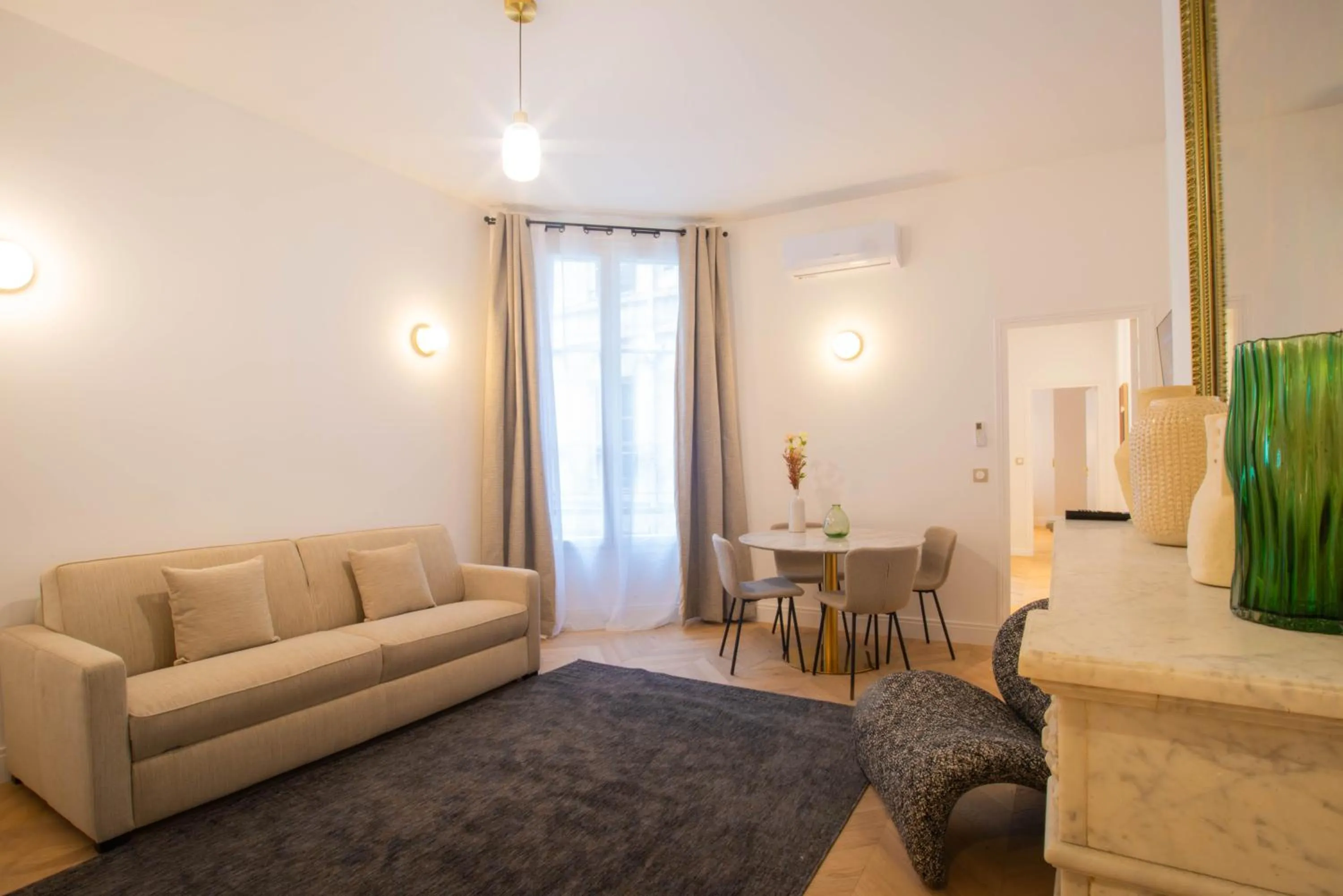 Living room in Quartier Libre Madeleine