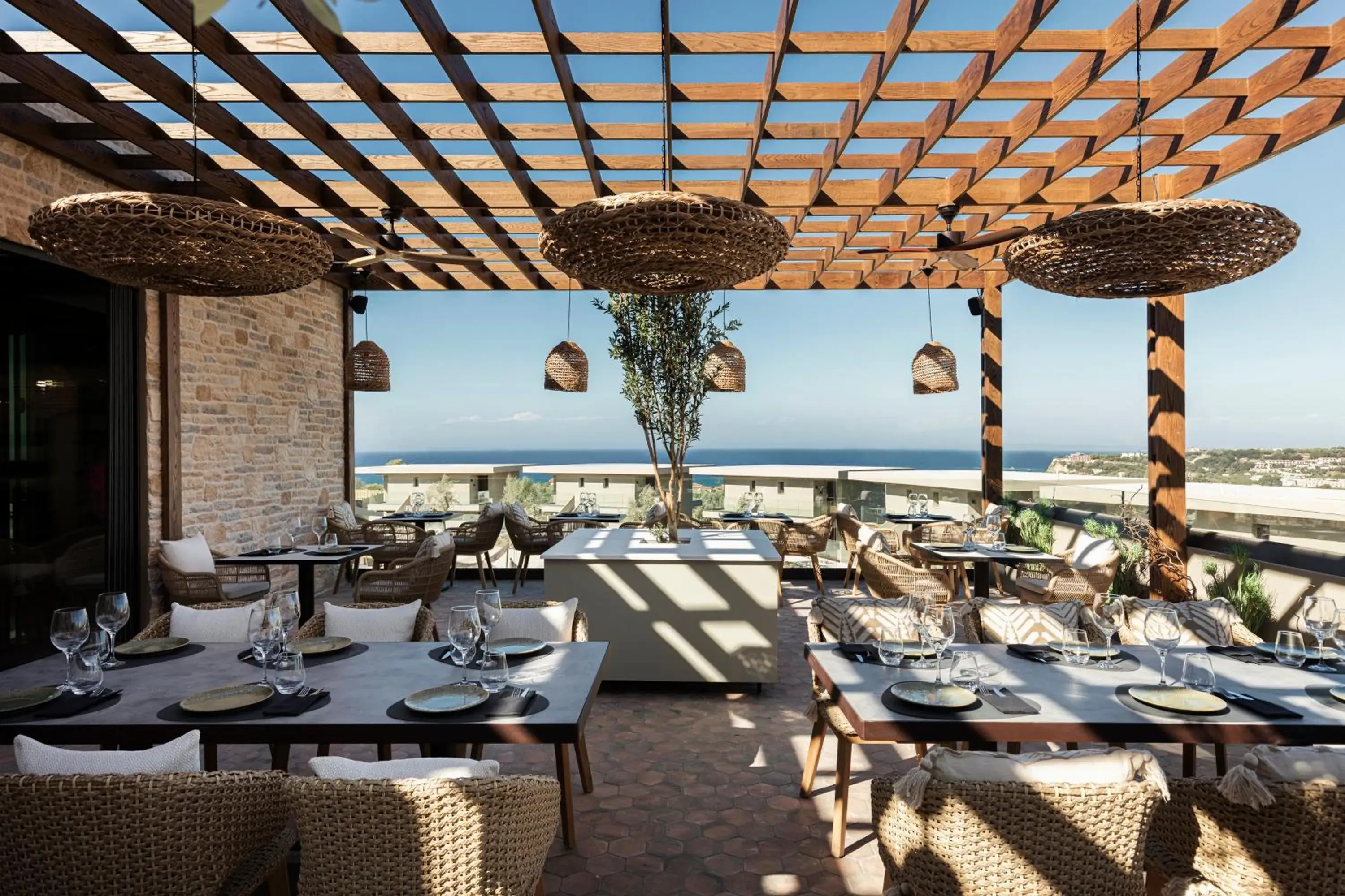 Restaurant/places to eat in King Jason Zante – Designed for Adults Restaurant/places to eat in King Jason Zante – Designed for Adults