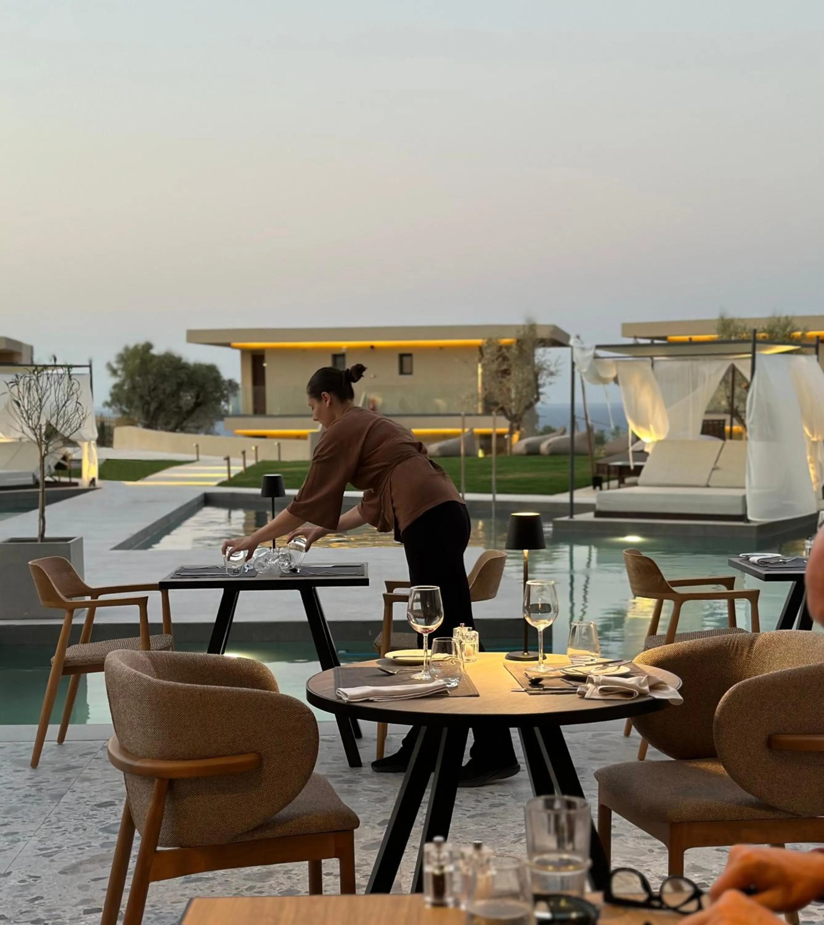 Restaurant/places to eat in King Jason Zante – Designed for Adults