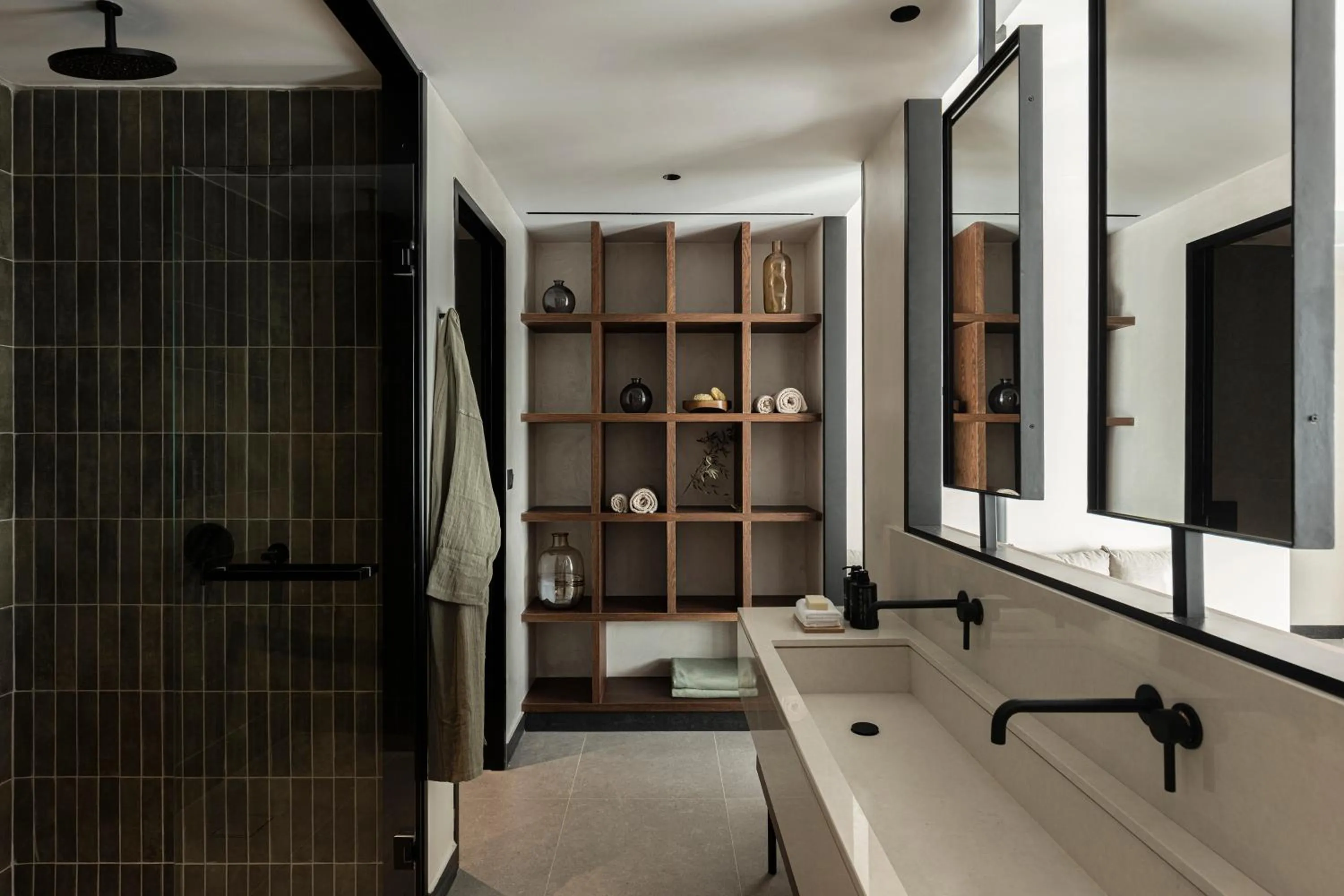 Bathroom in King Jason Zante – Designed for Adults