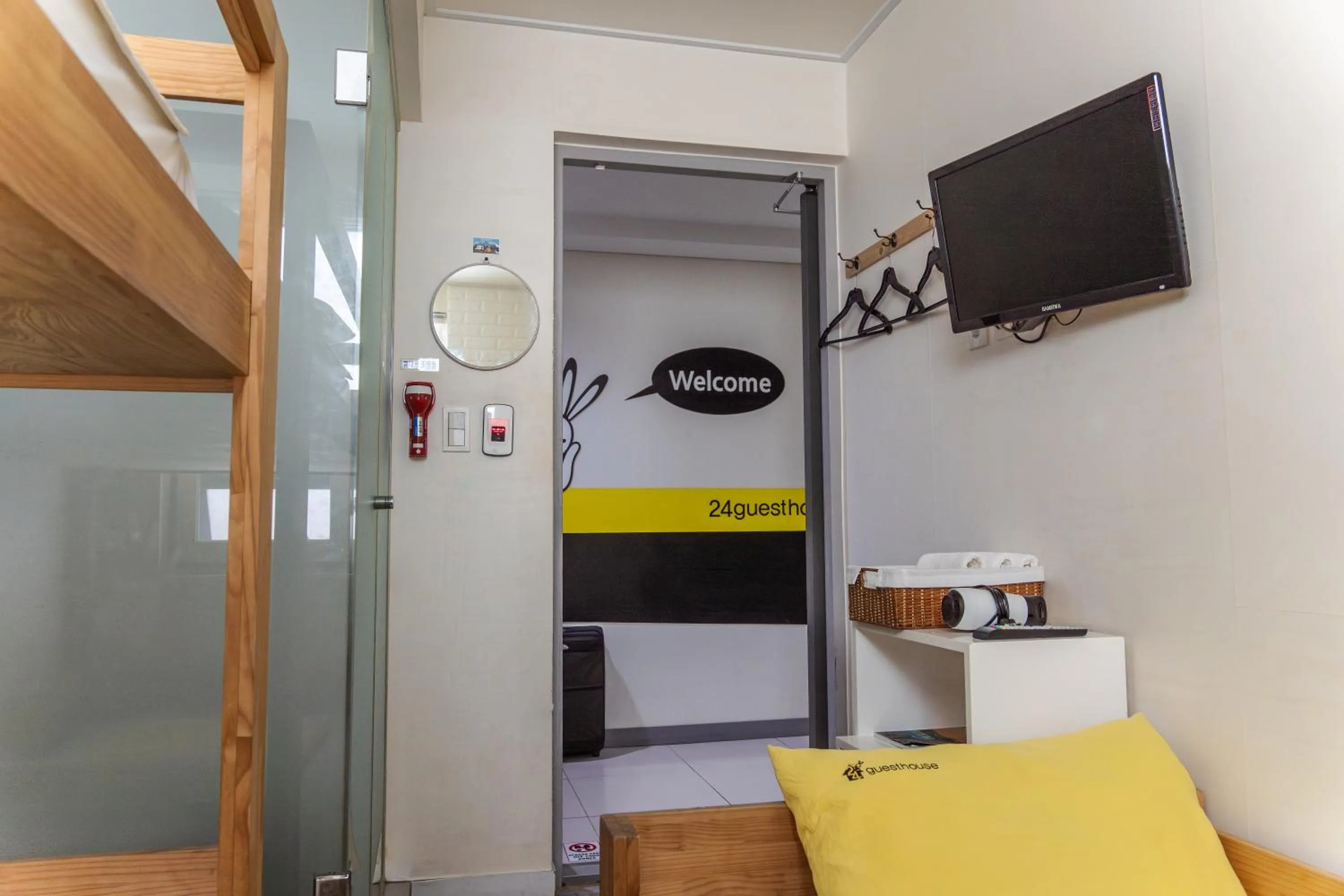 Bed in 24 Guesthouse Dongdaemun Market