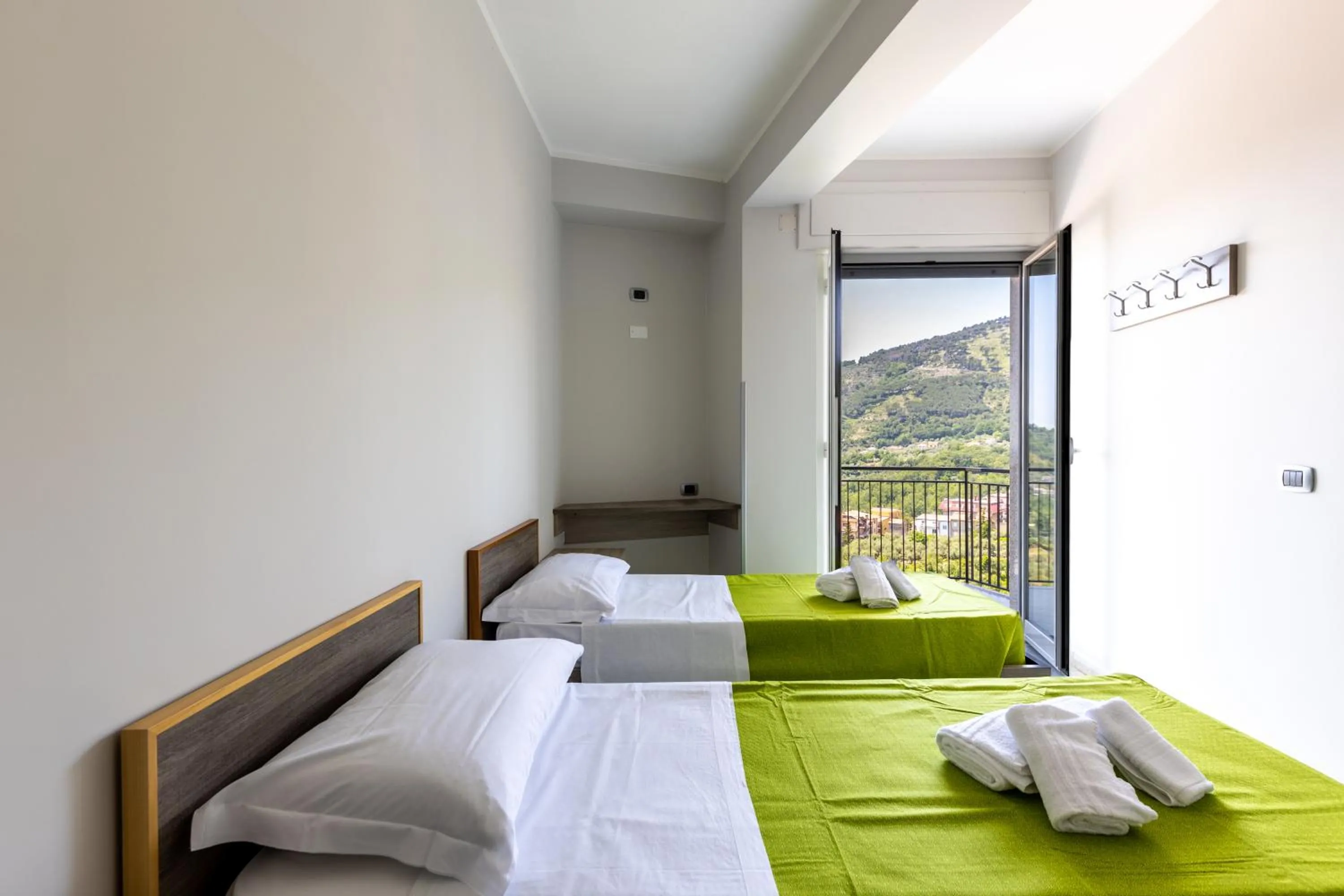 Bedroom, Bed in Elements Holiday