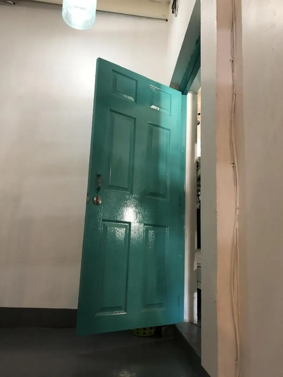 Facade/entrance in PLOY Hostel Facade/entrance in PLOY Hostel