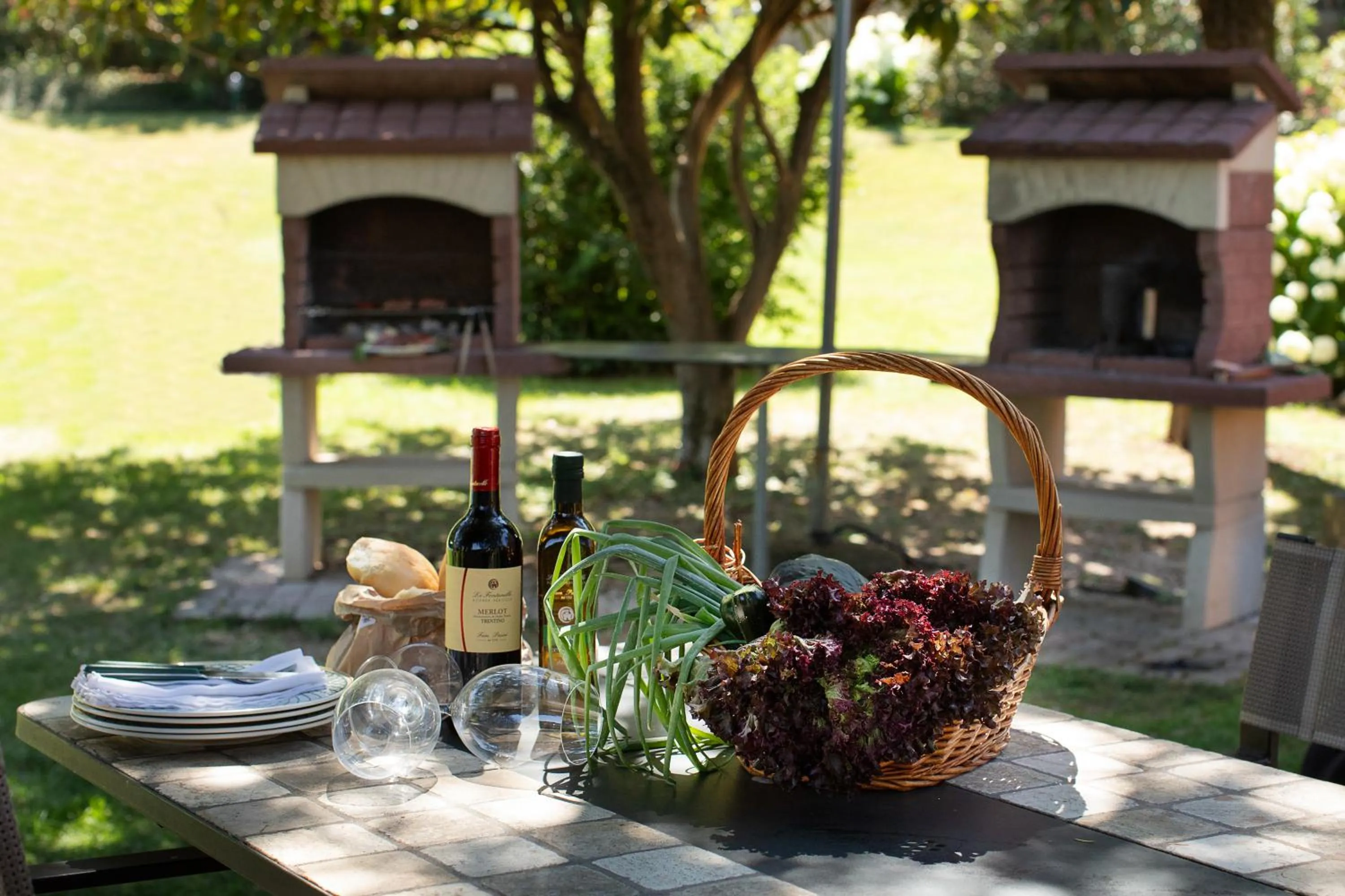 BBQ facilities in Villa Angelica