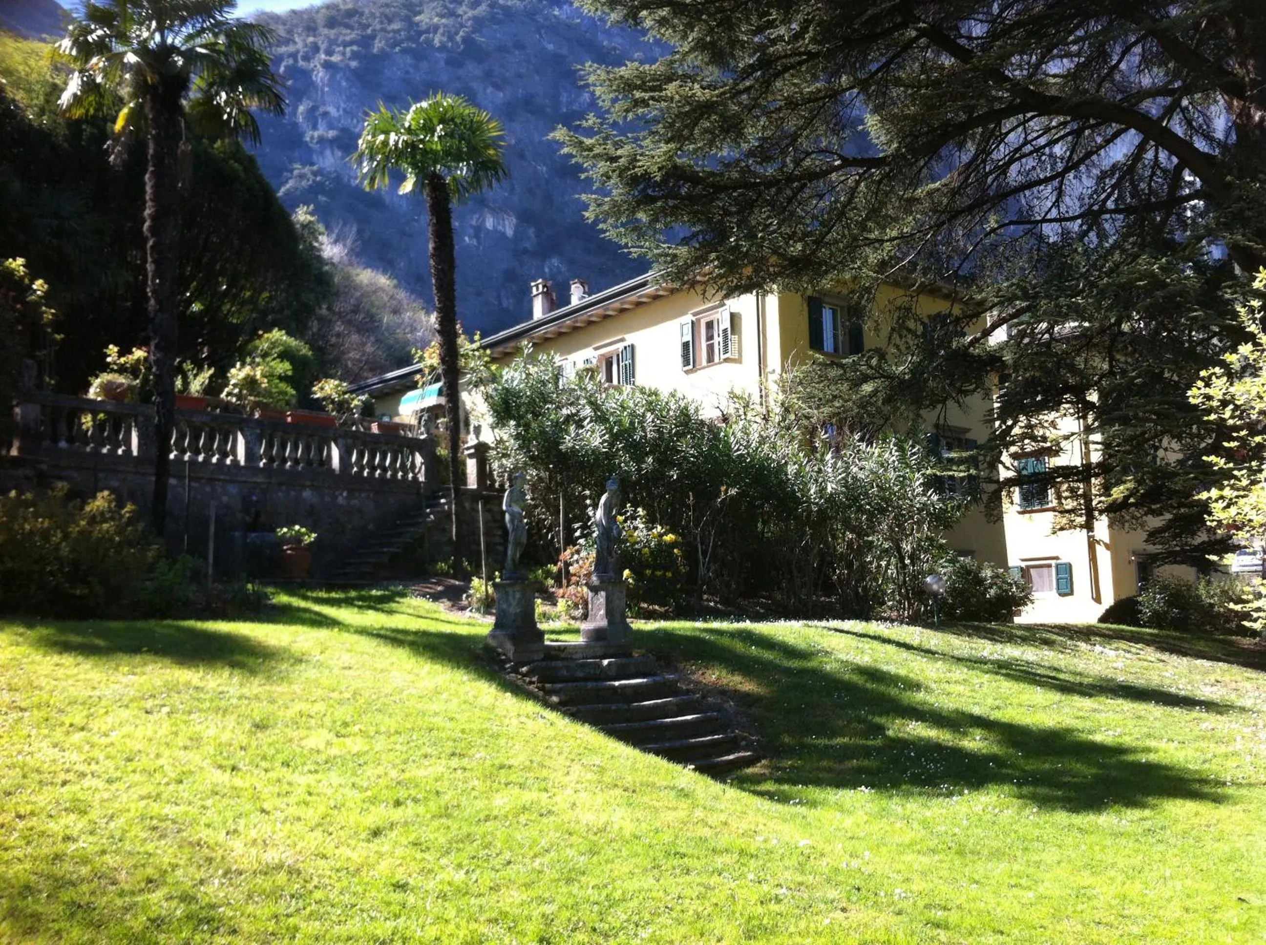 Facade/entrance in Villa Angelica