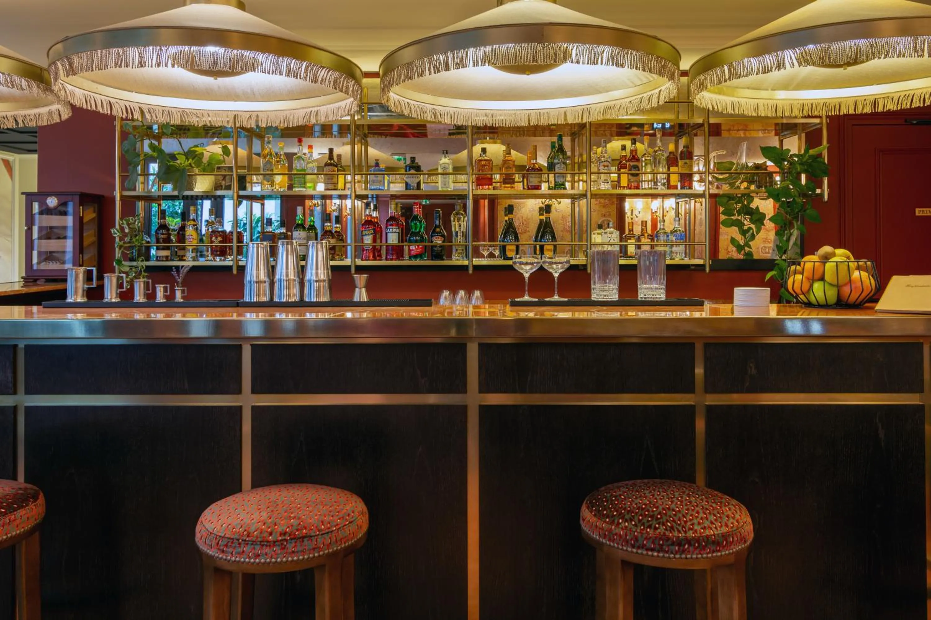 Lounge or bar in Hôtel & SPA Napoléon