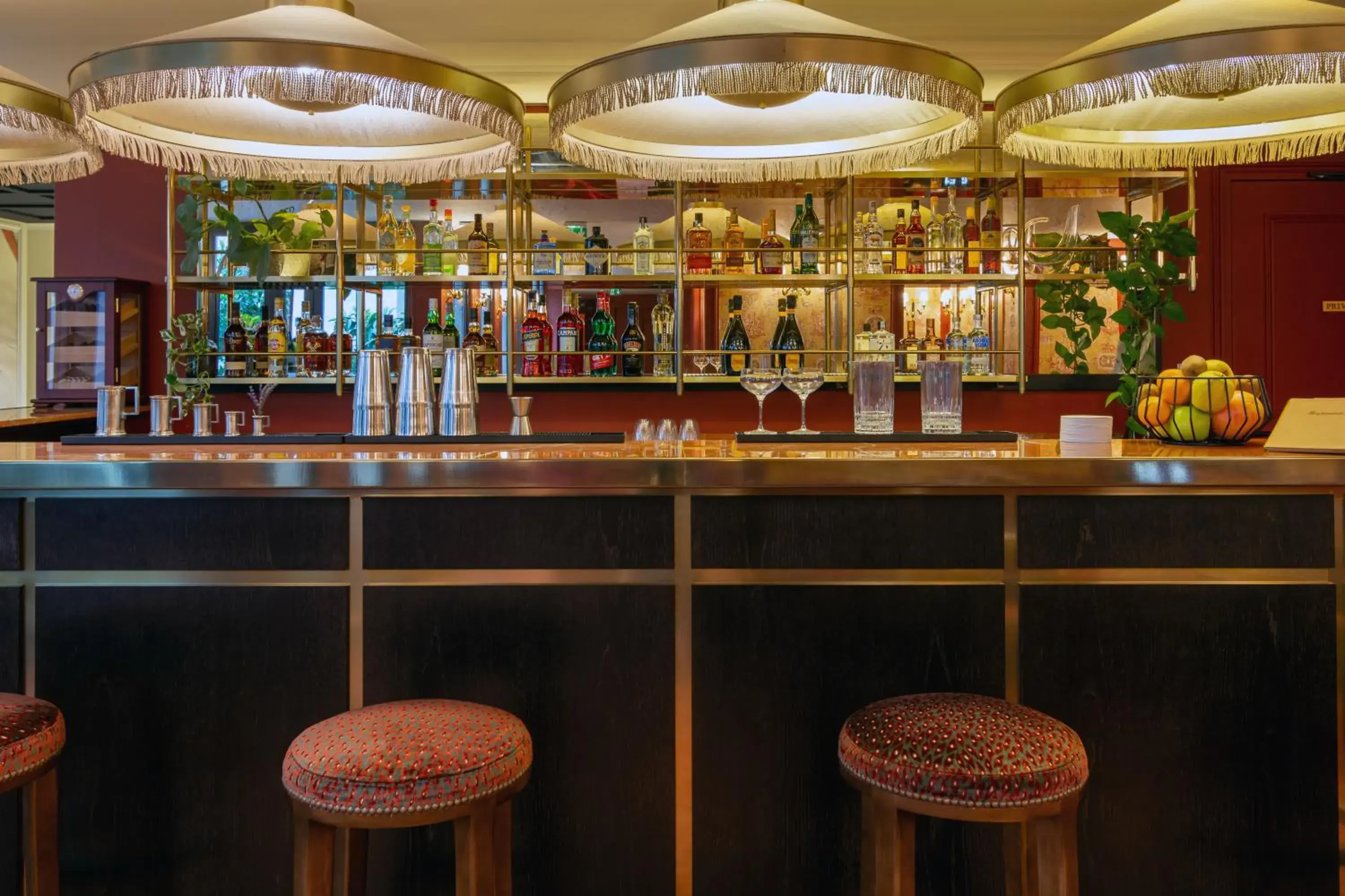 Lounge or bar in Hôtel & SPA Napoléon Lounge or bar in Hôtel & SPA Napoléon