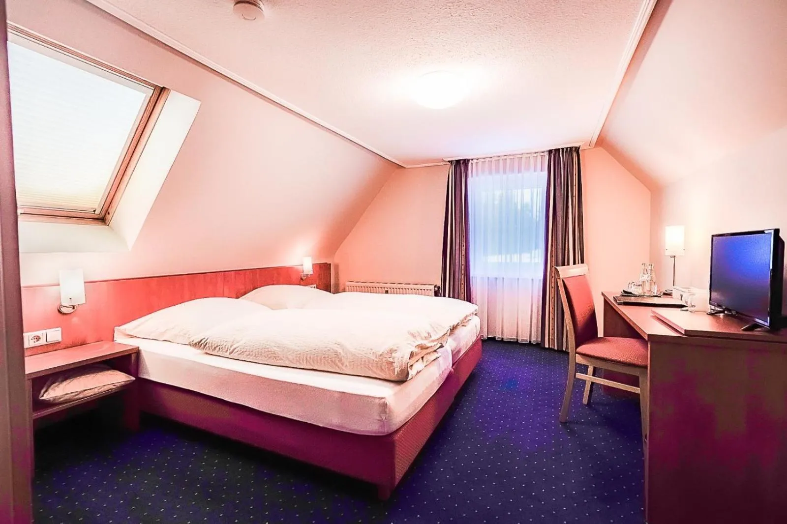 Photo of the whole room, Bed in Gästehaus Fuchshof