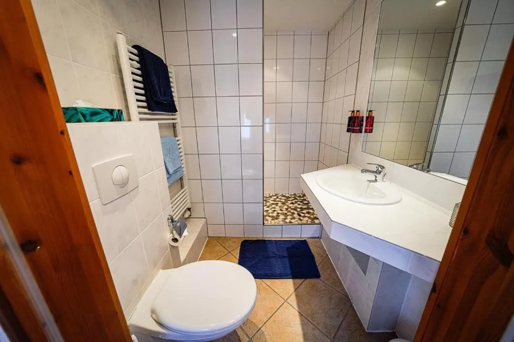 Bathroom in Gästehaus Fuchshof