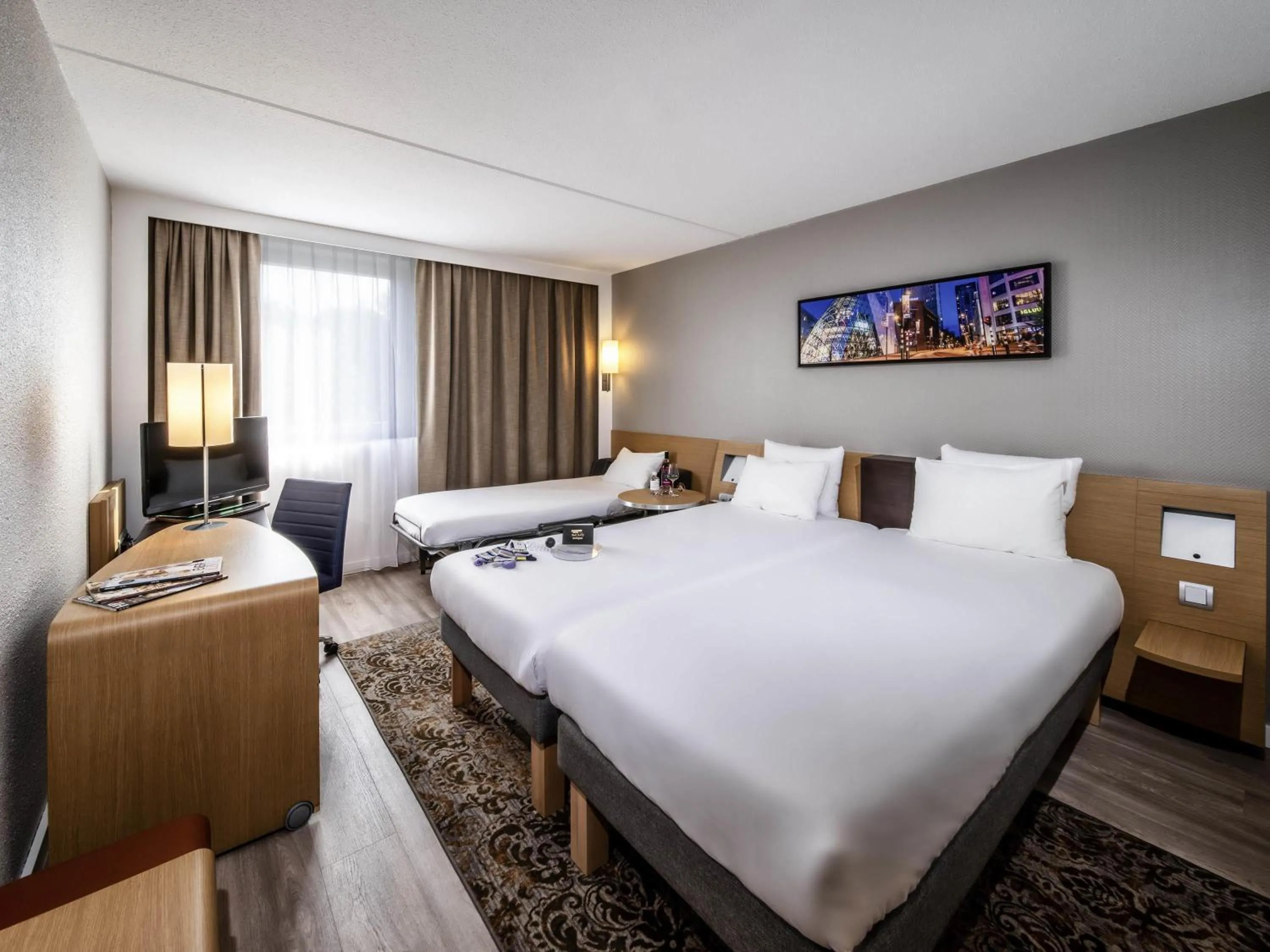 Bedroom, Bed in Novotel Rotterdam - Schiedam