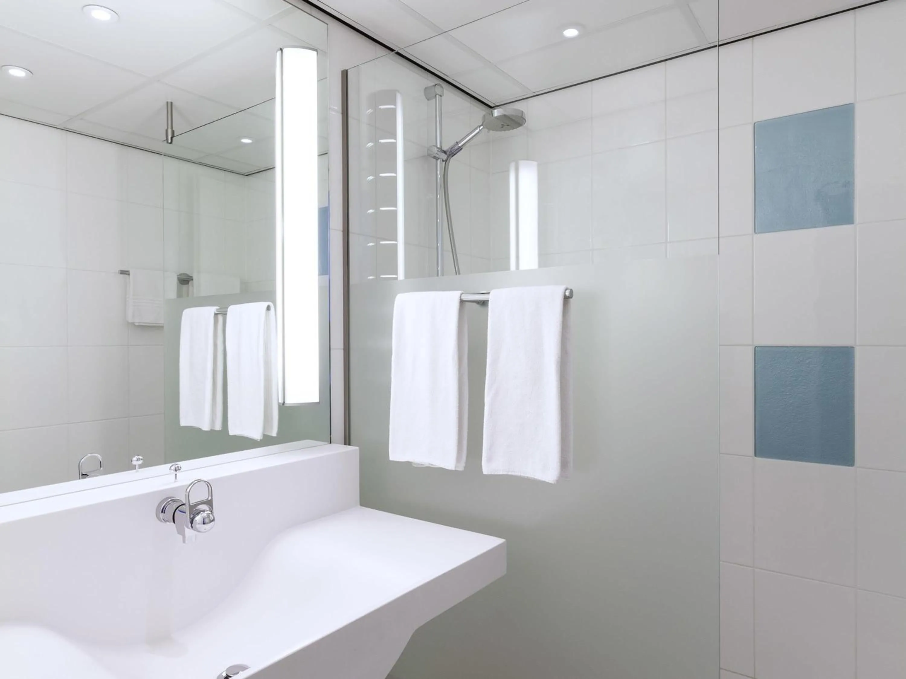 Bedroom in Novotel Rotterdam - Schiedam