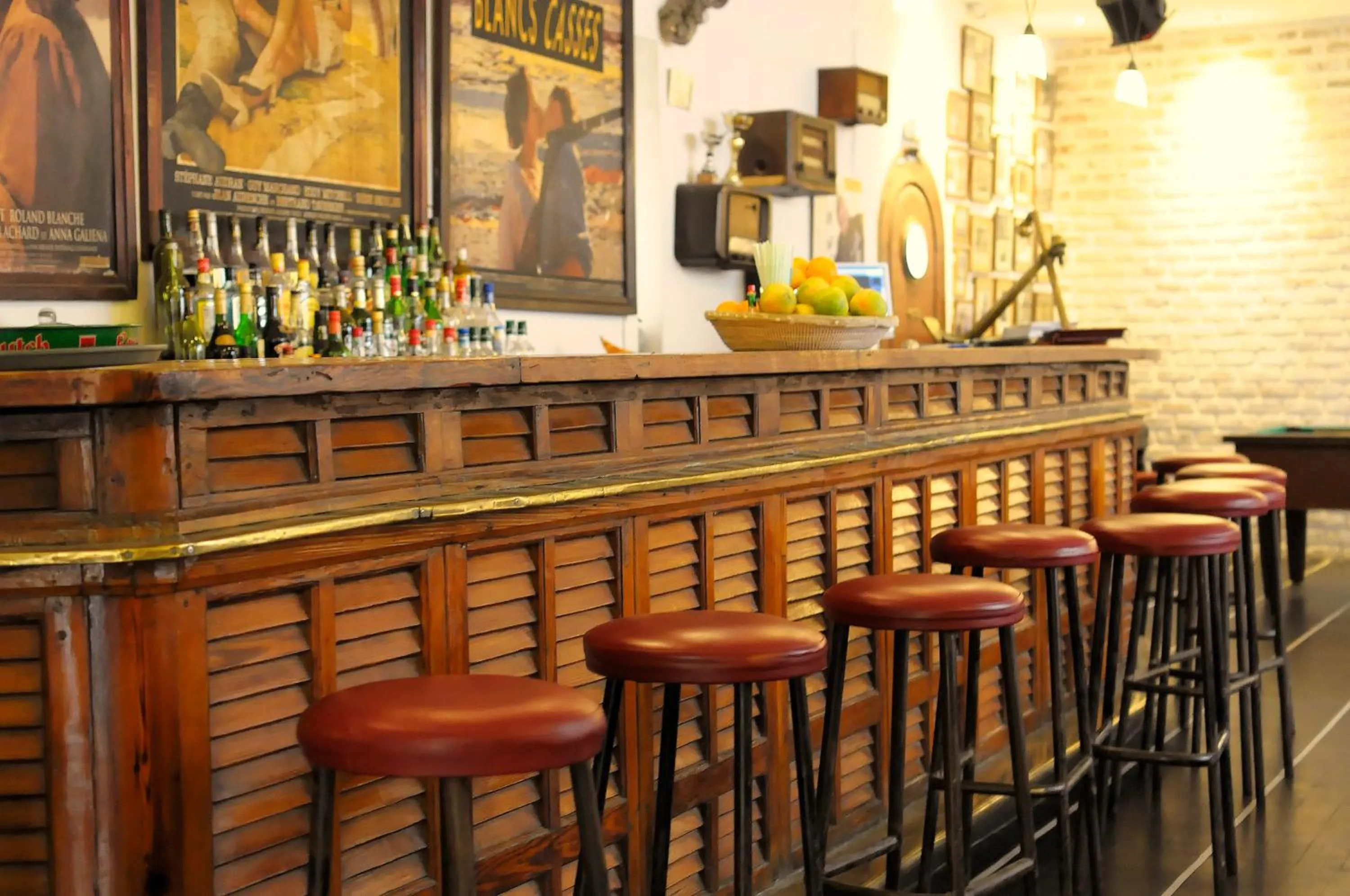 Lounge or bar in Hôtel La Résidence