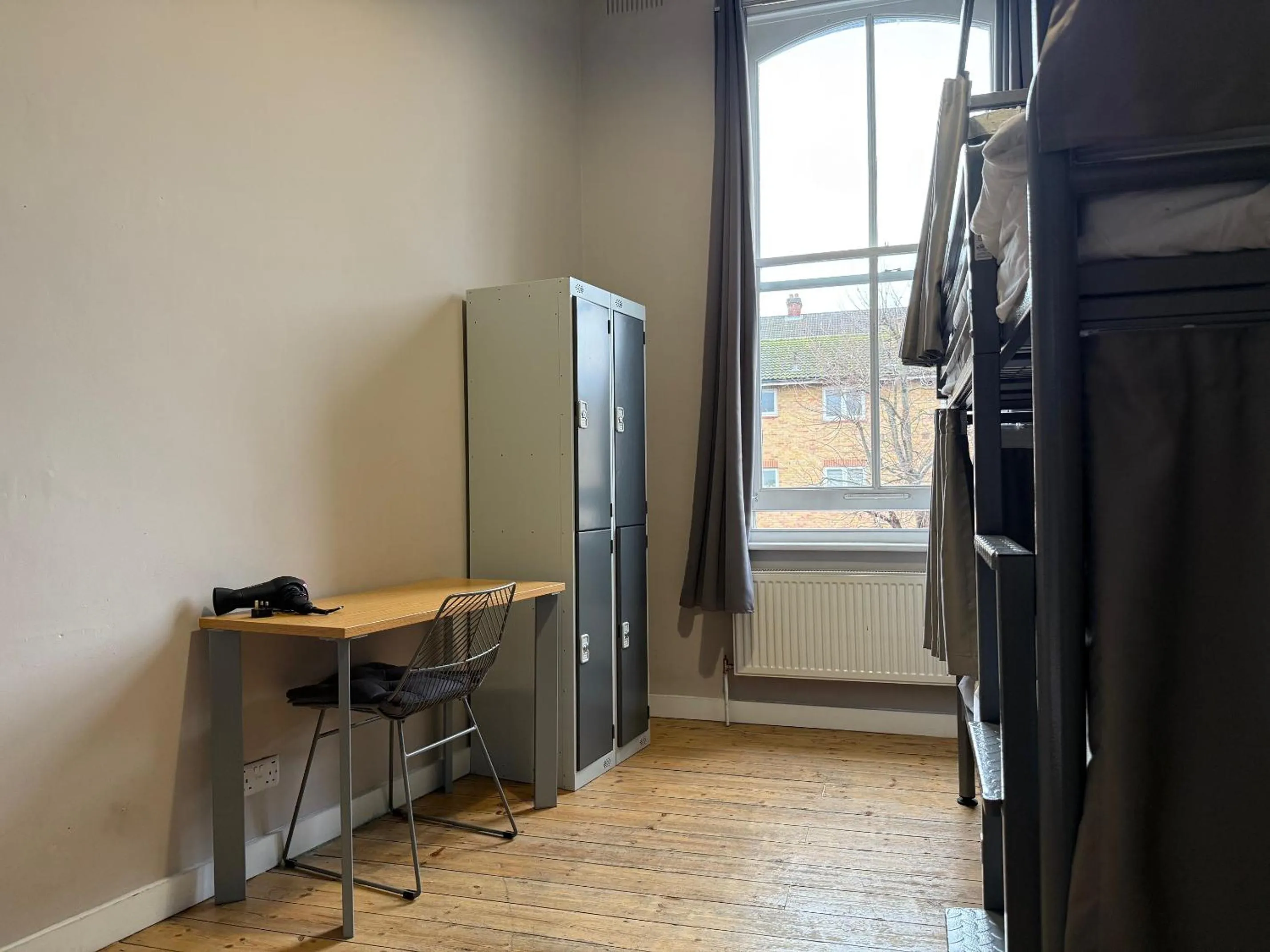 bunk bed in Cricketers Hostel