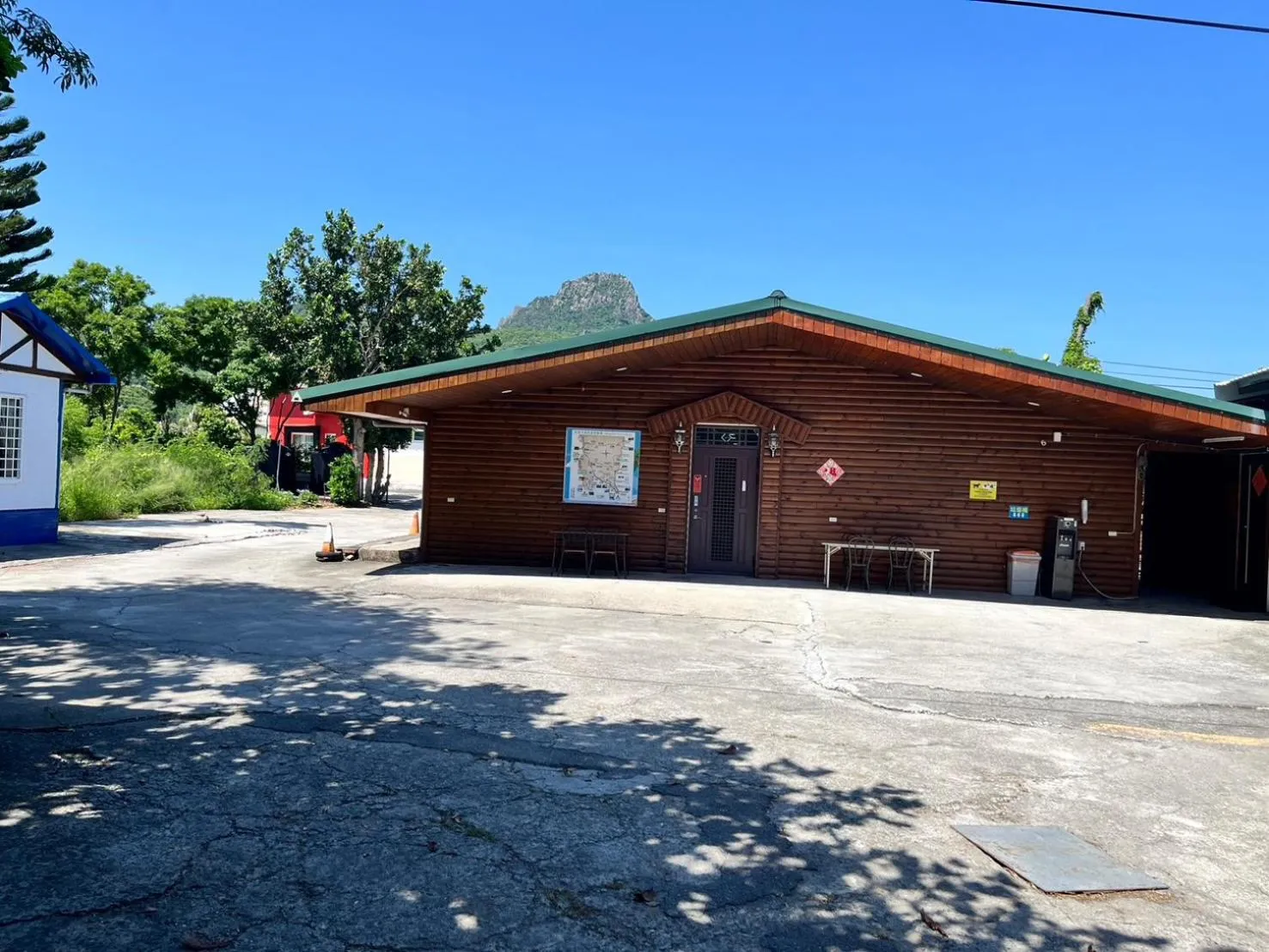 Property building in Hai Yuan Bungalow II
