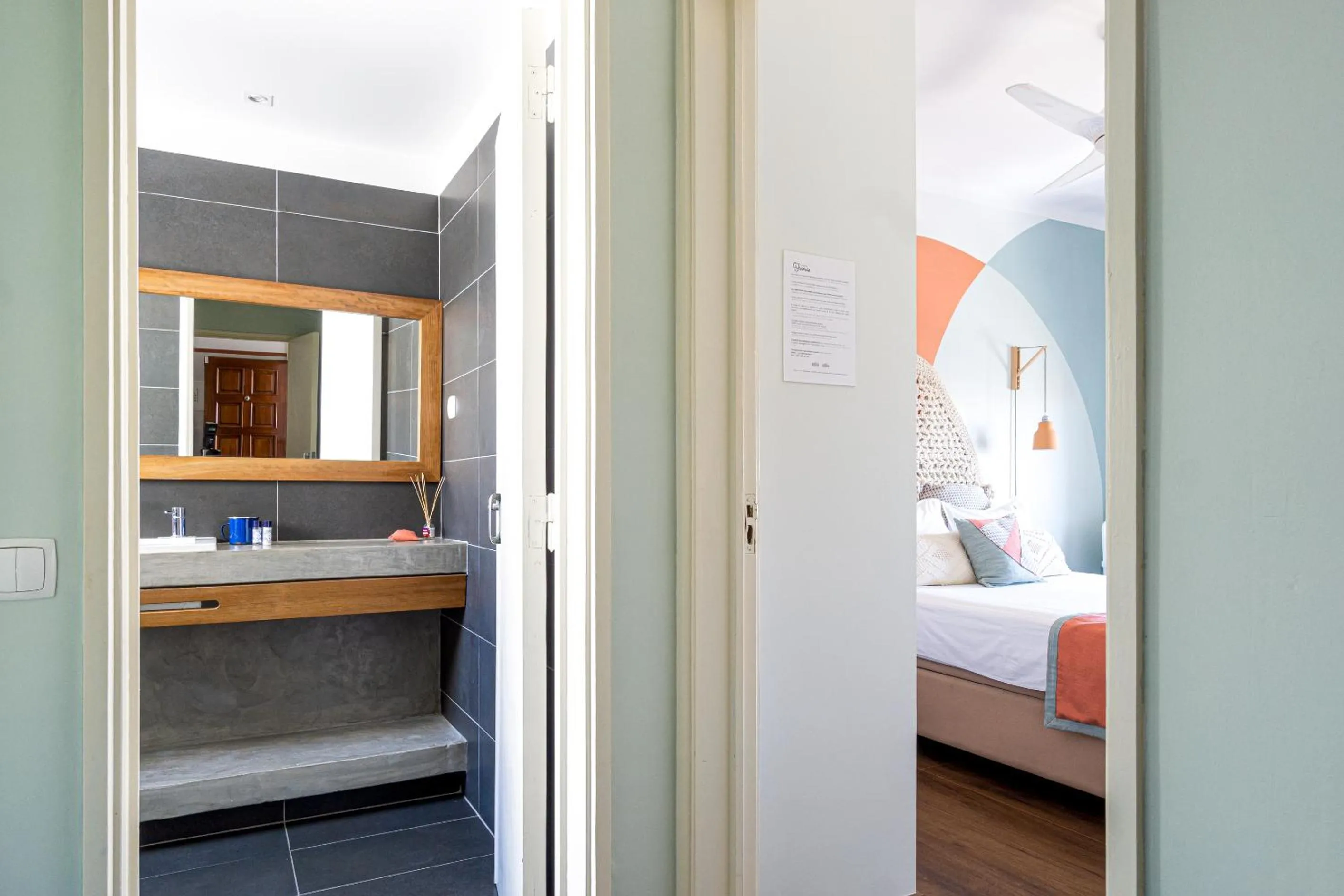 Toilet, Bed in Casas da Formosa - Downtown Alegria B&B