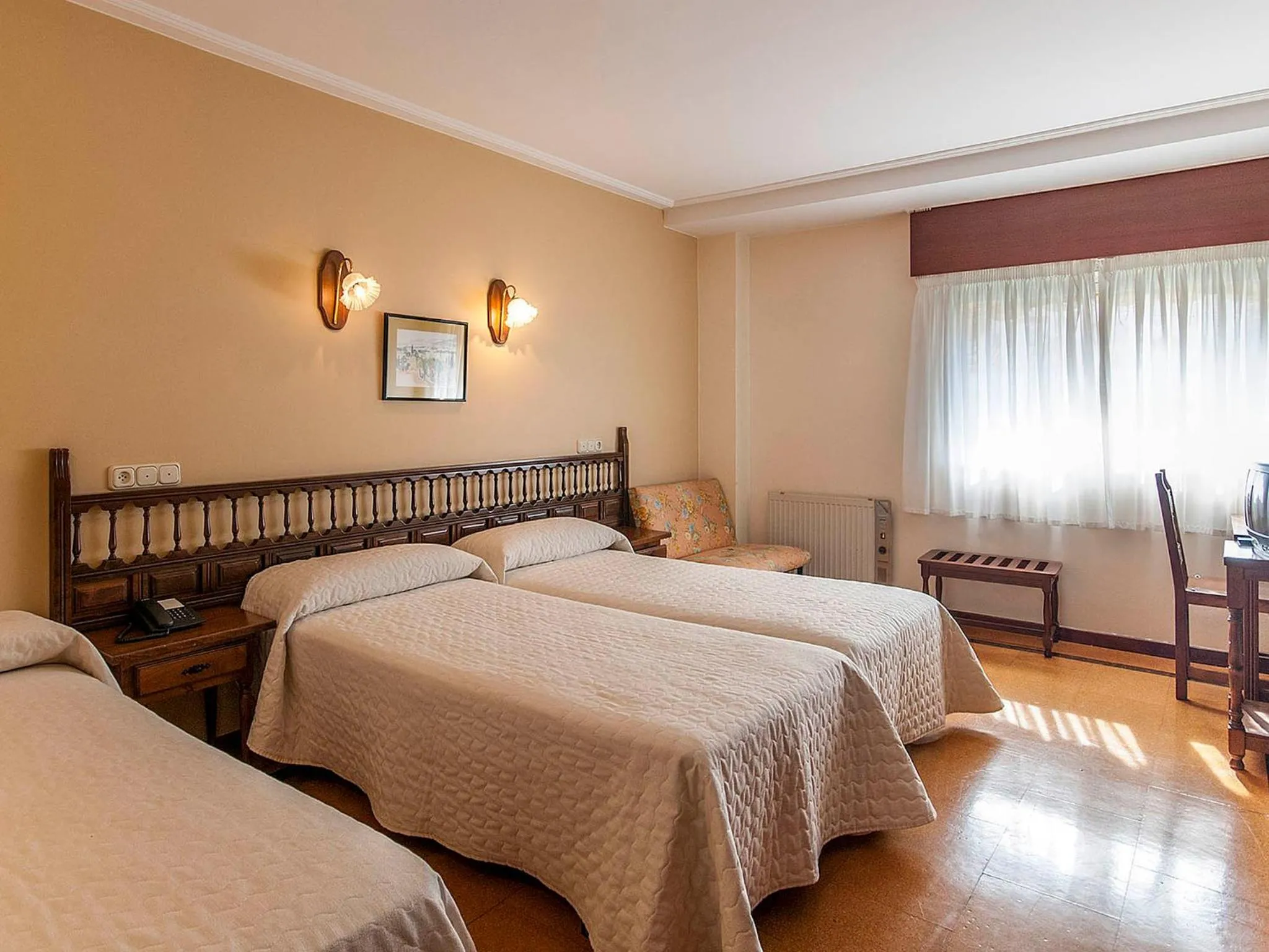 Photo of the whole room, Bed in Hotel Isolino