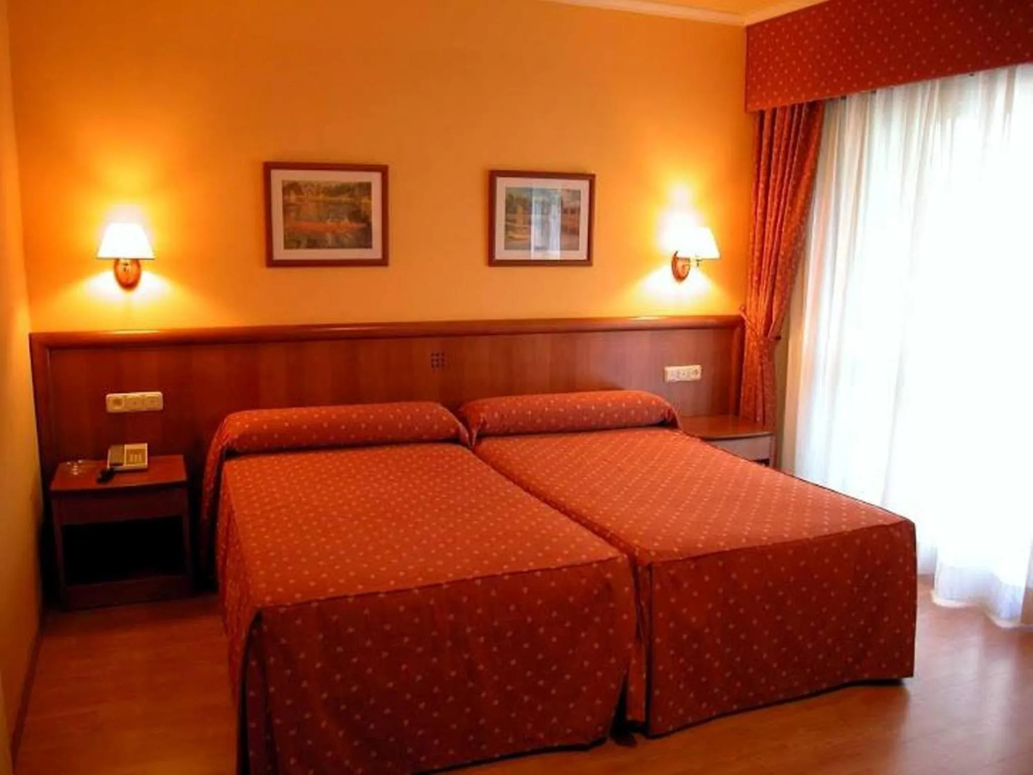 Photo of the whole room, Bed in Hotel Isolino