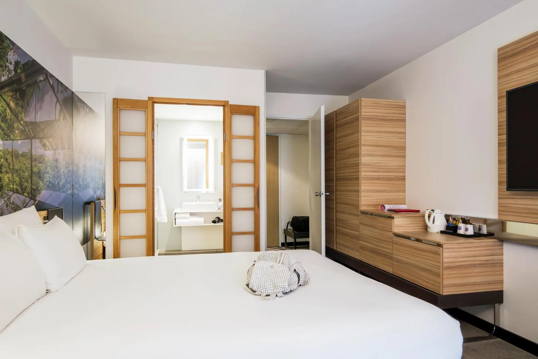 Bedroom, Bed in Novotel Den Haag City Centre