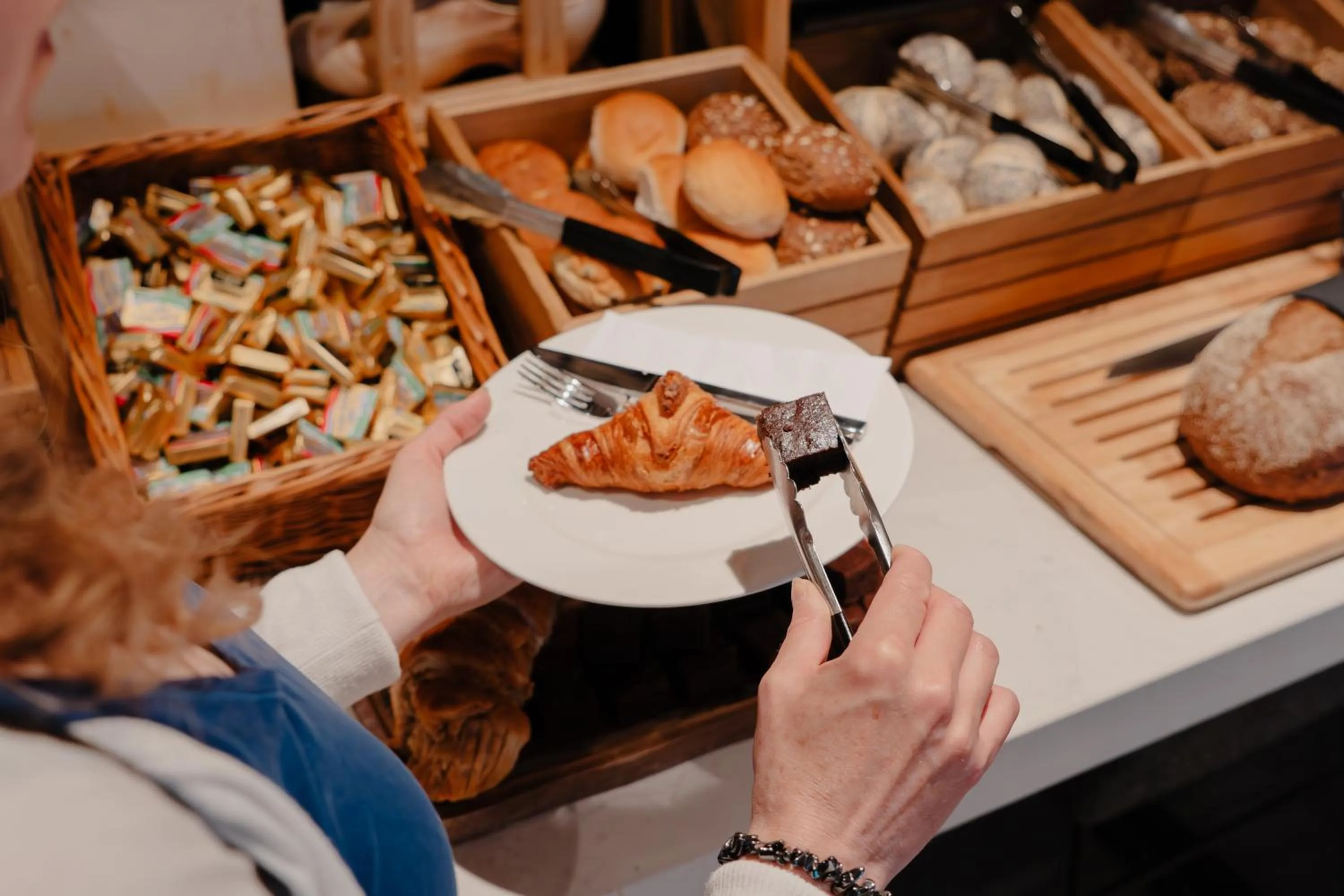 Buffet breakfast in Novotel Den Haag City Centre