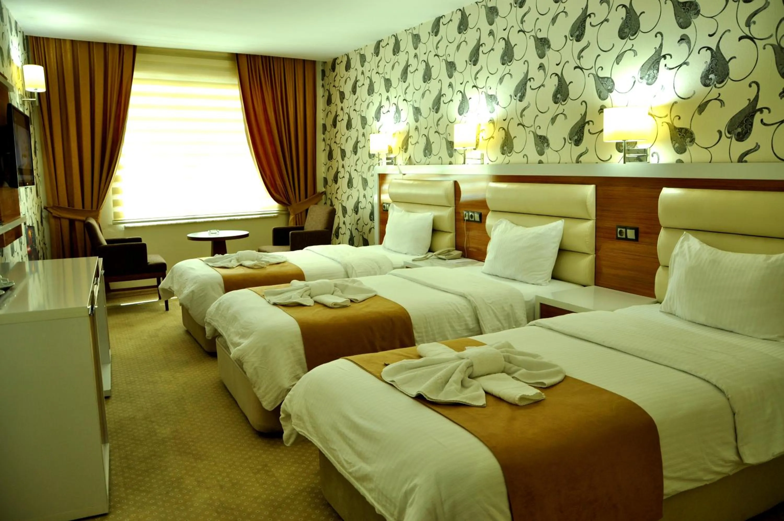 Photo of the whole room, Bed in The Ancient Mesopotamia Hotel