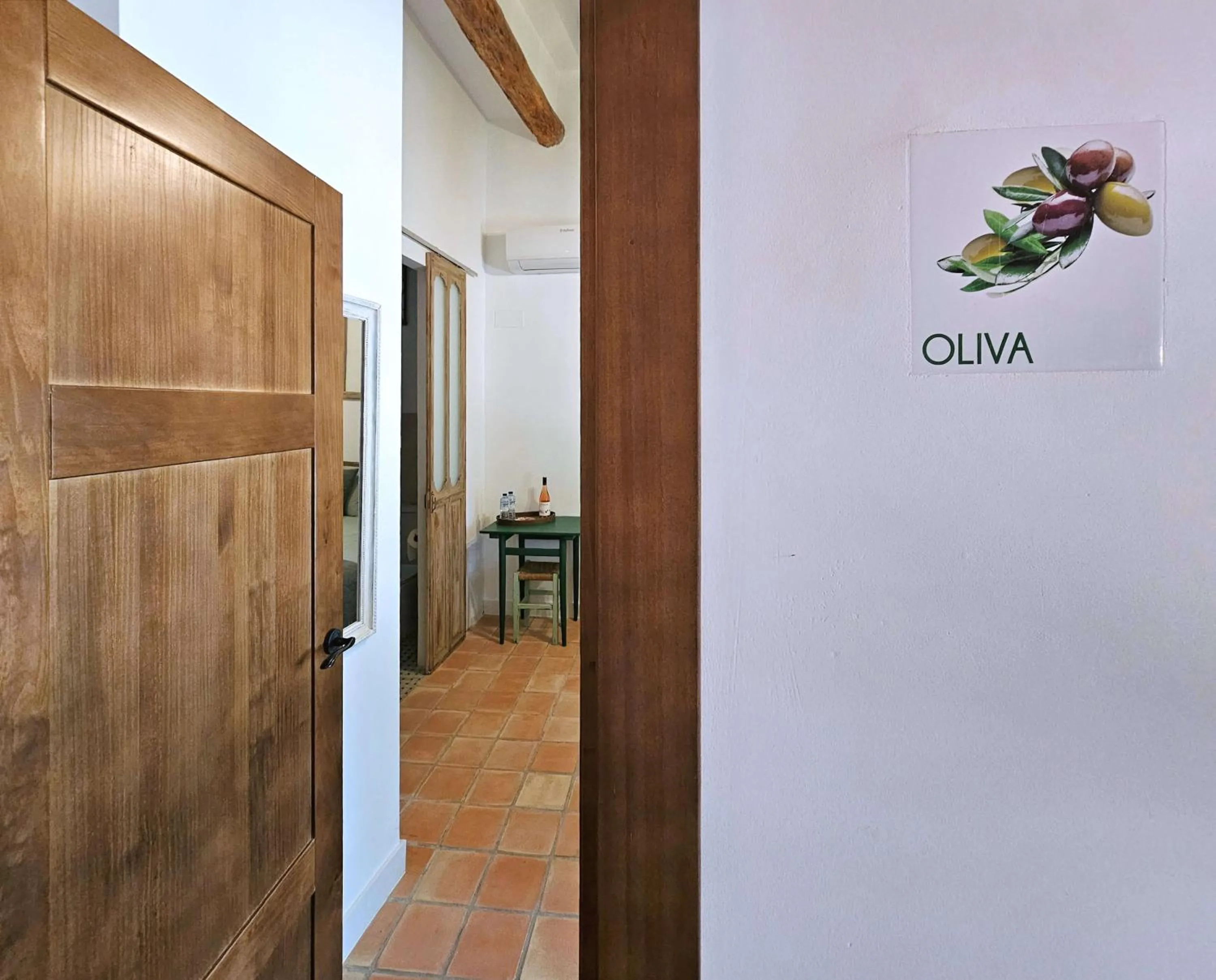 Text overlay in Casa Rodriguillo