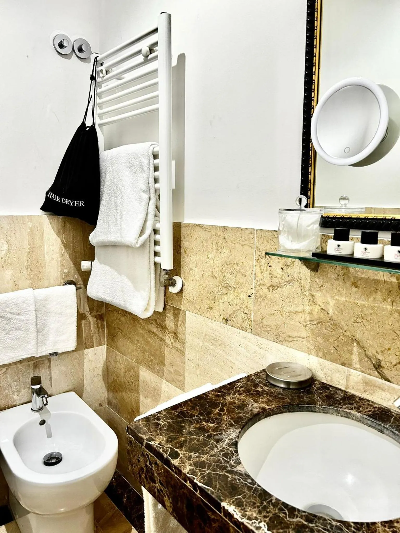 Bathroom in Minerva Relais