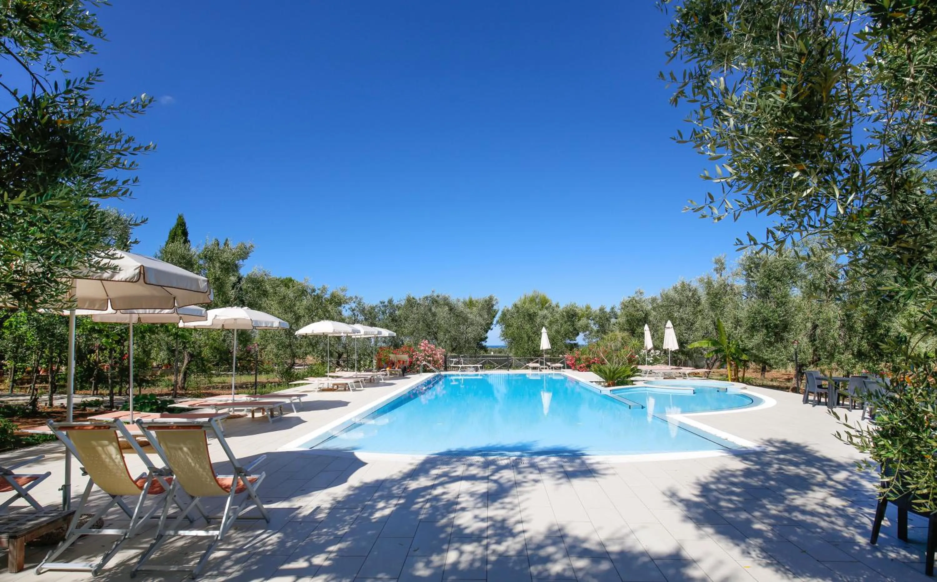 Swimming pool in Agriturismo Posta Pastorella