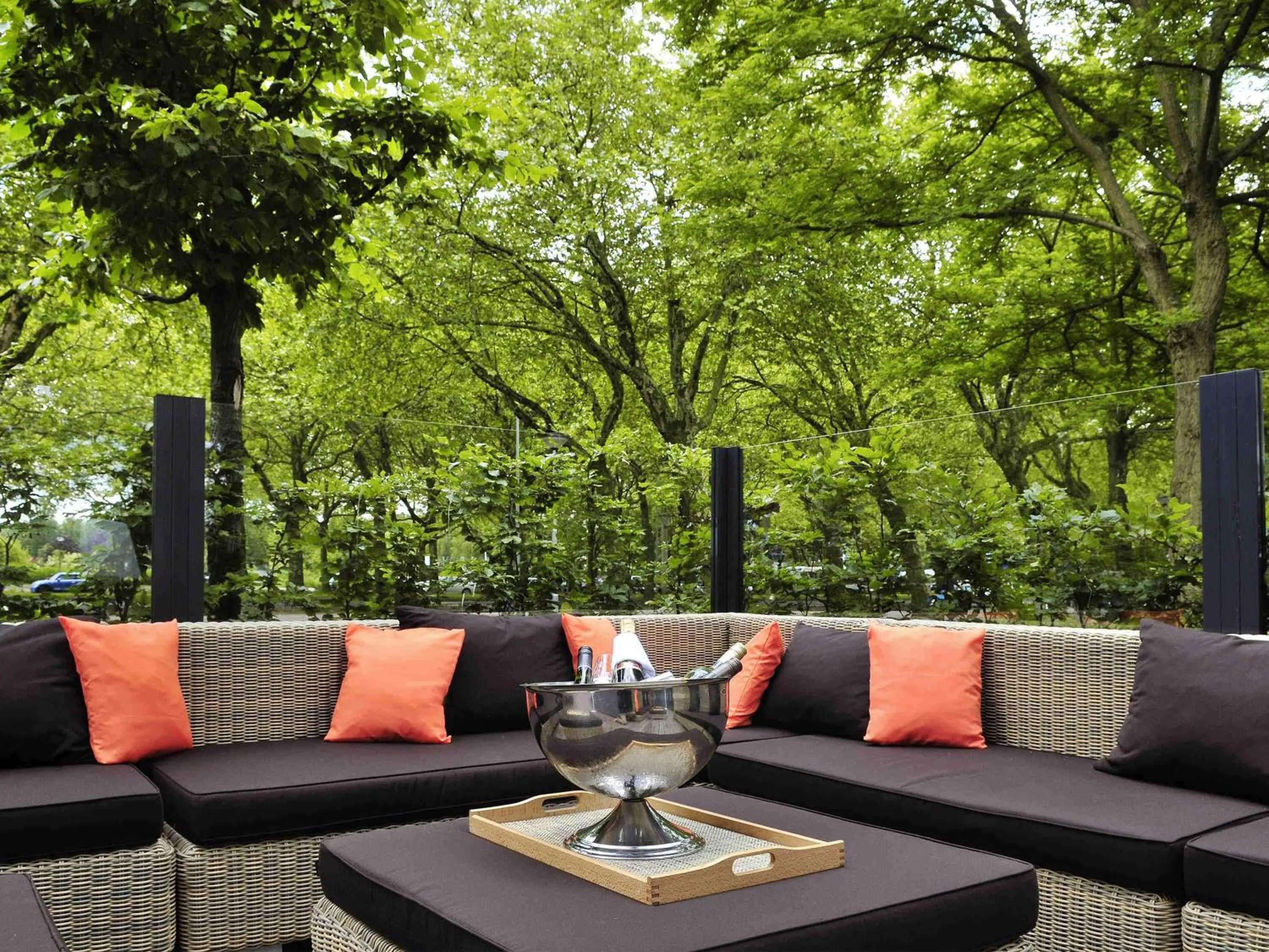 Restaurant/places to eat in Novotel Amsterdam City