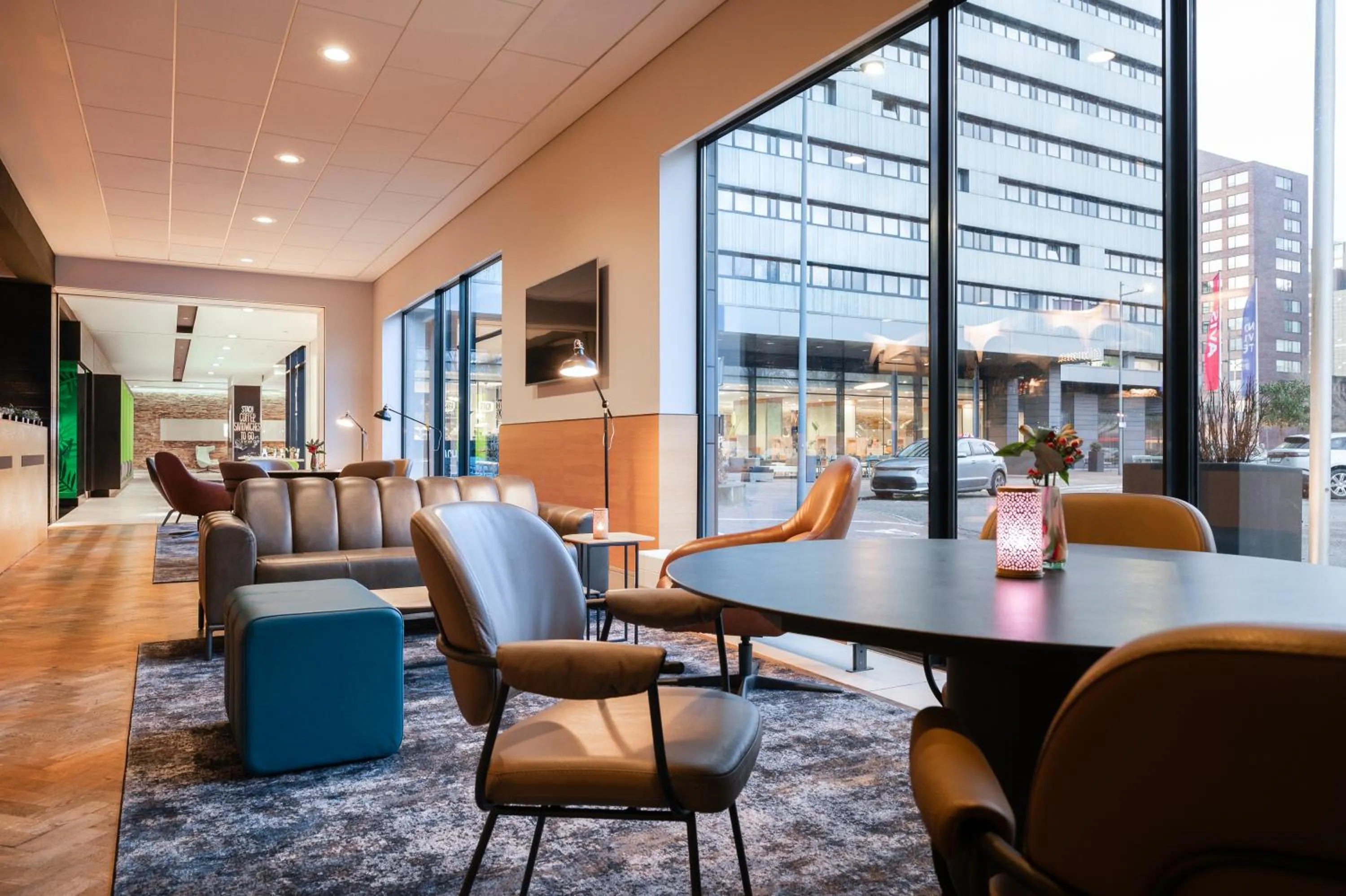 Lounge or bar in Novotel Amsterdam City