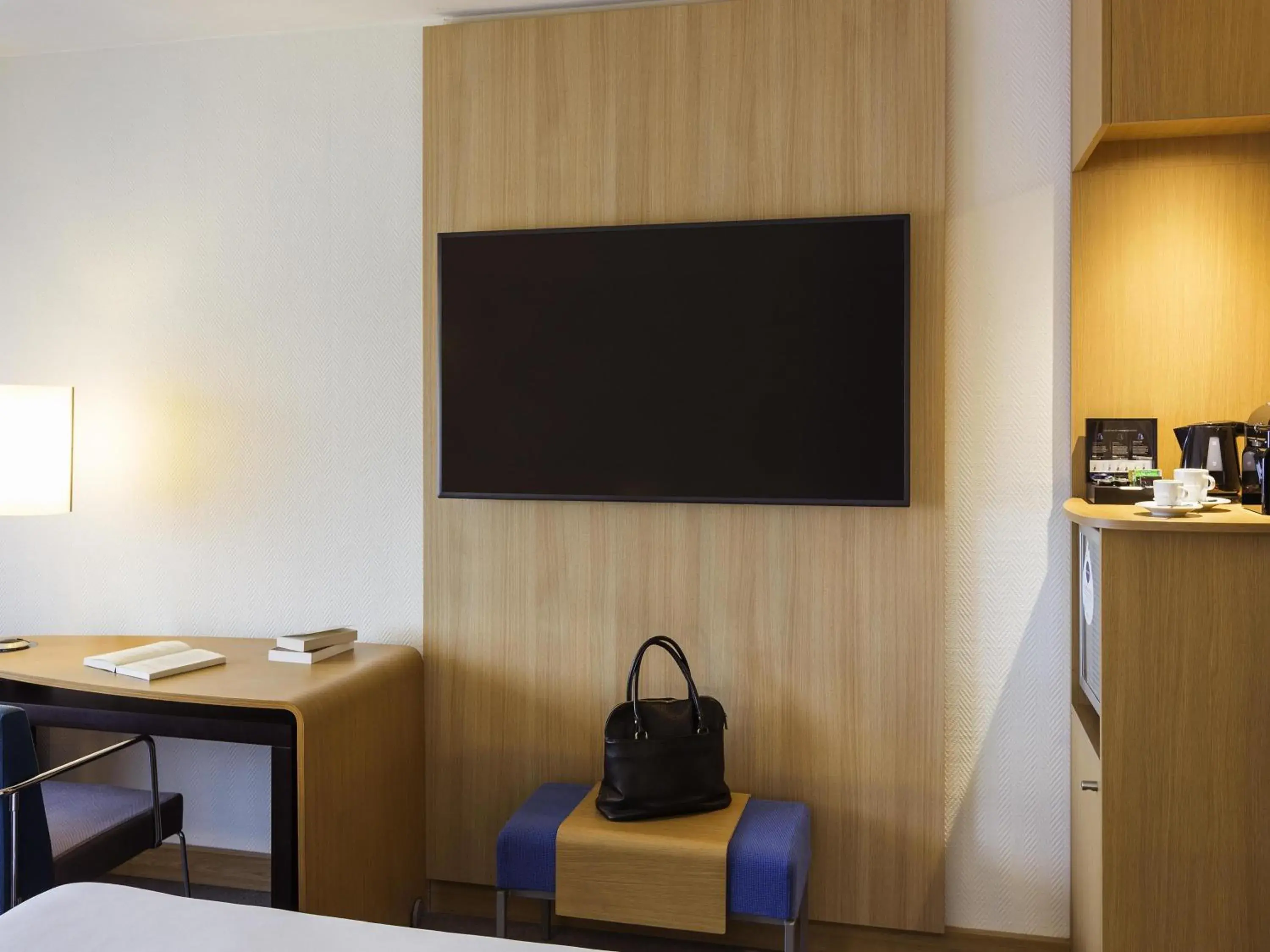 Bedroom in Novotel Amsterdam City Bedroom in Novotel Amsterdam City