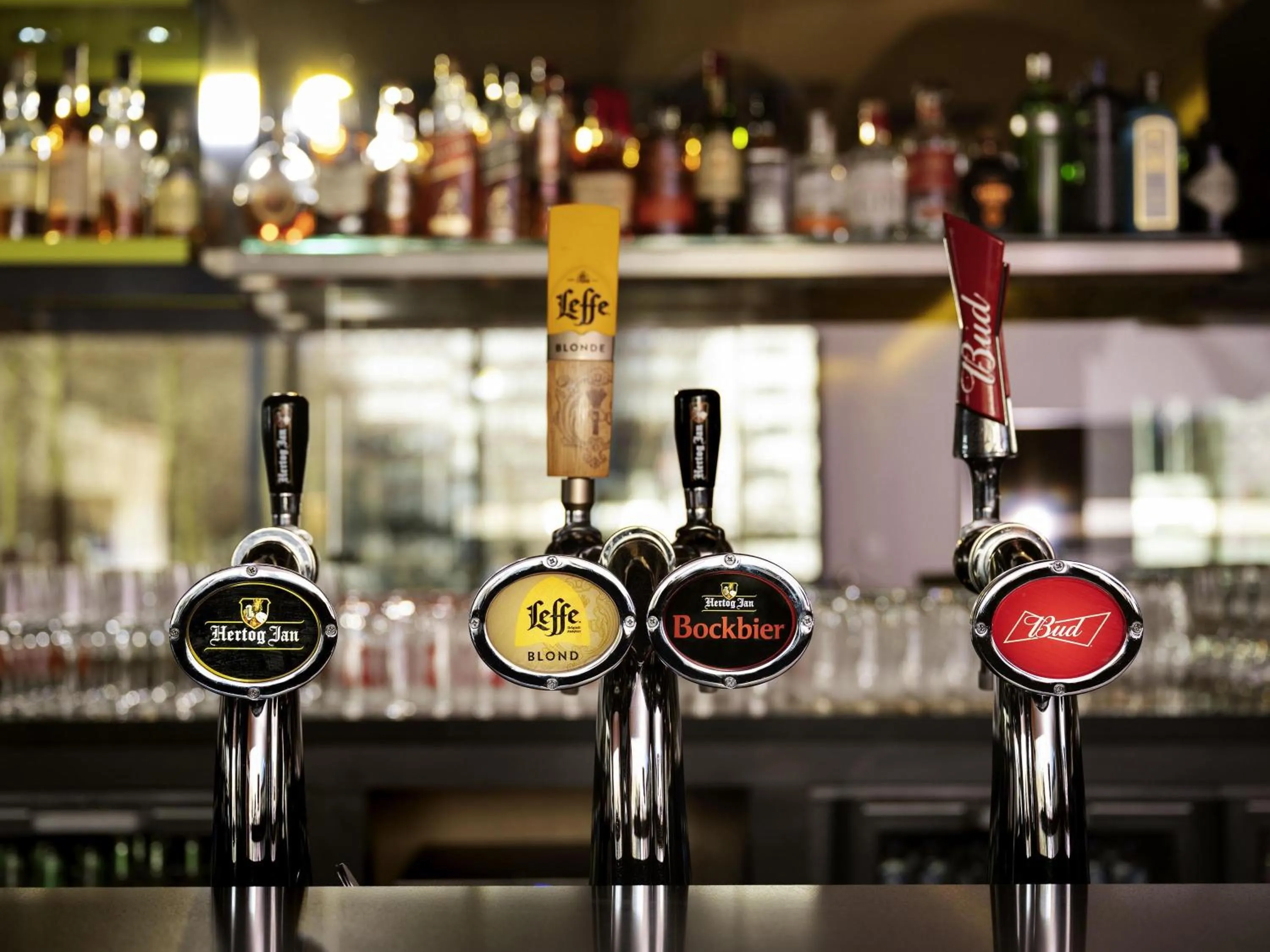 Lounge or bar in Novotel Amsterdam City