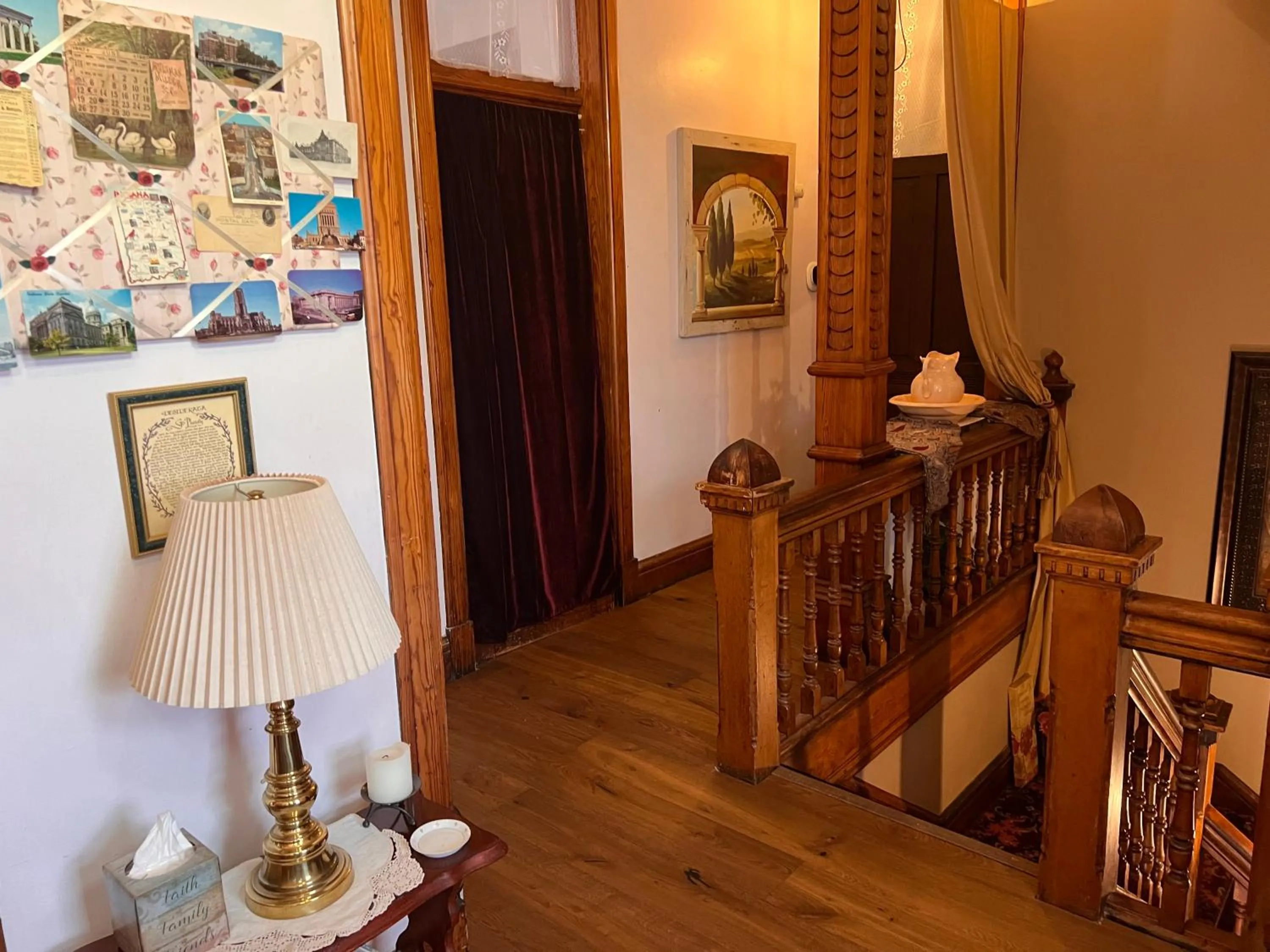 Seating area in Mansion on The Mile B&B