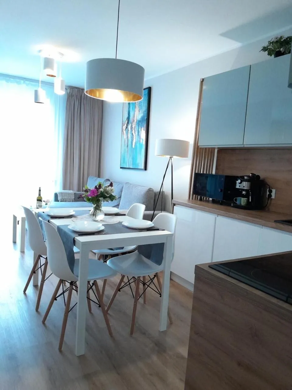 Kitchen or kitchenette in Arte Porta Mare przytulny apartament blisko morza z miejscem parkingowym