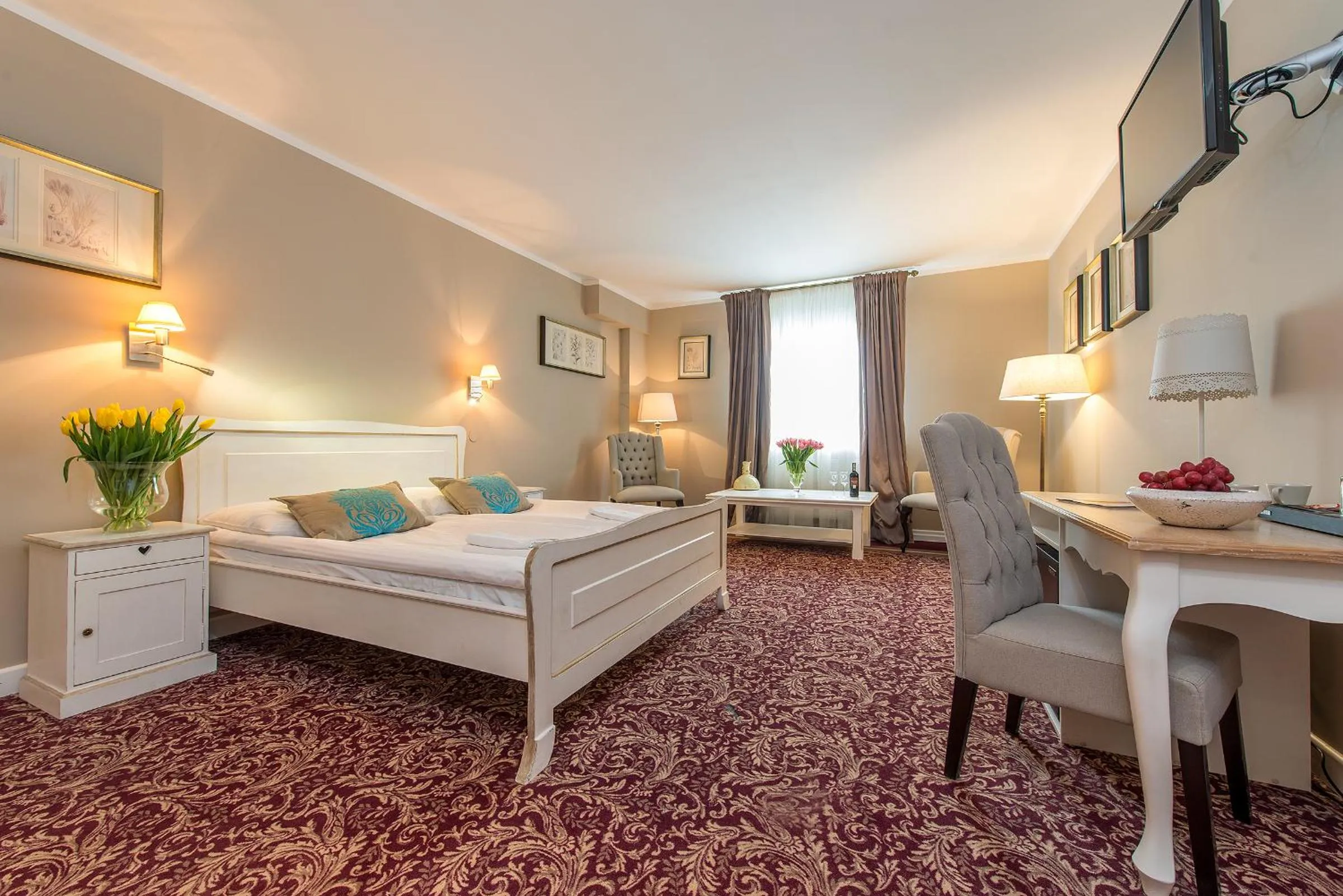 Bed in Riviera Resort Airport Modlin