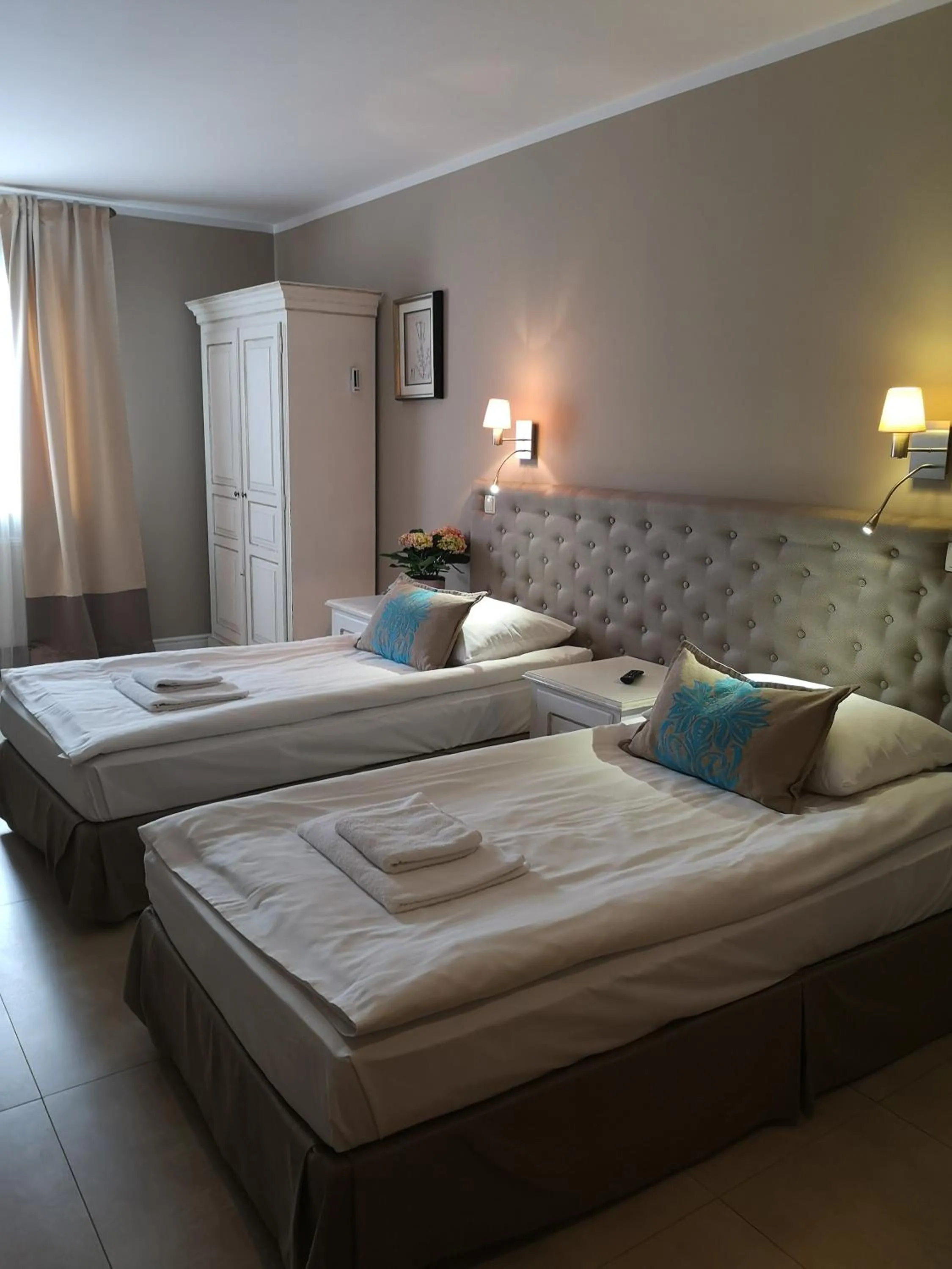 Bed in Riviera Resort Airport Modlin