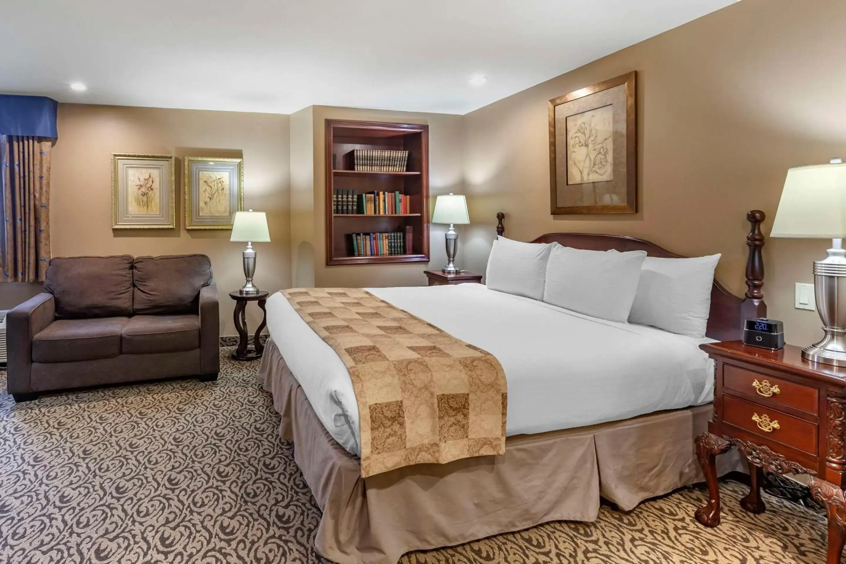 Bedroom, Bed in The Parlour Inn, an Ascend Collection Hotel Bedroom, Bed in The Parlour Inn, an Ascend Collection Hotel