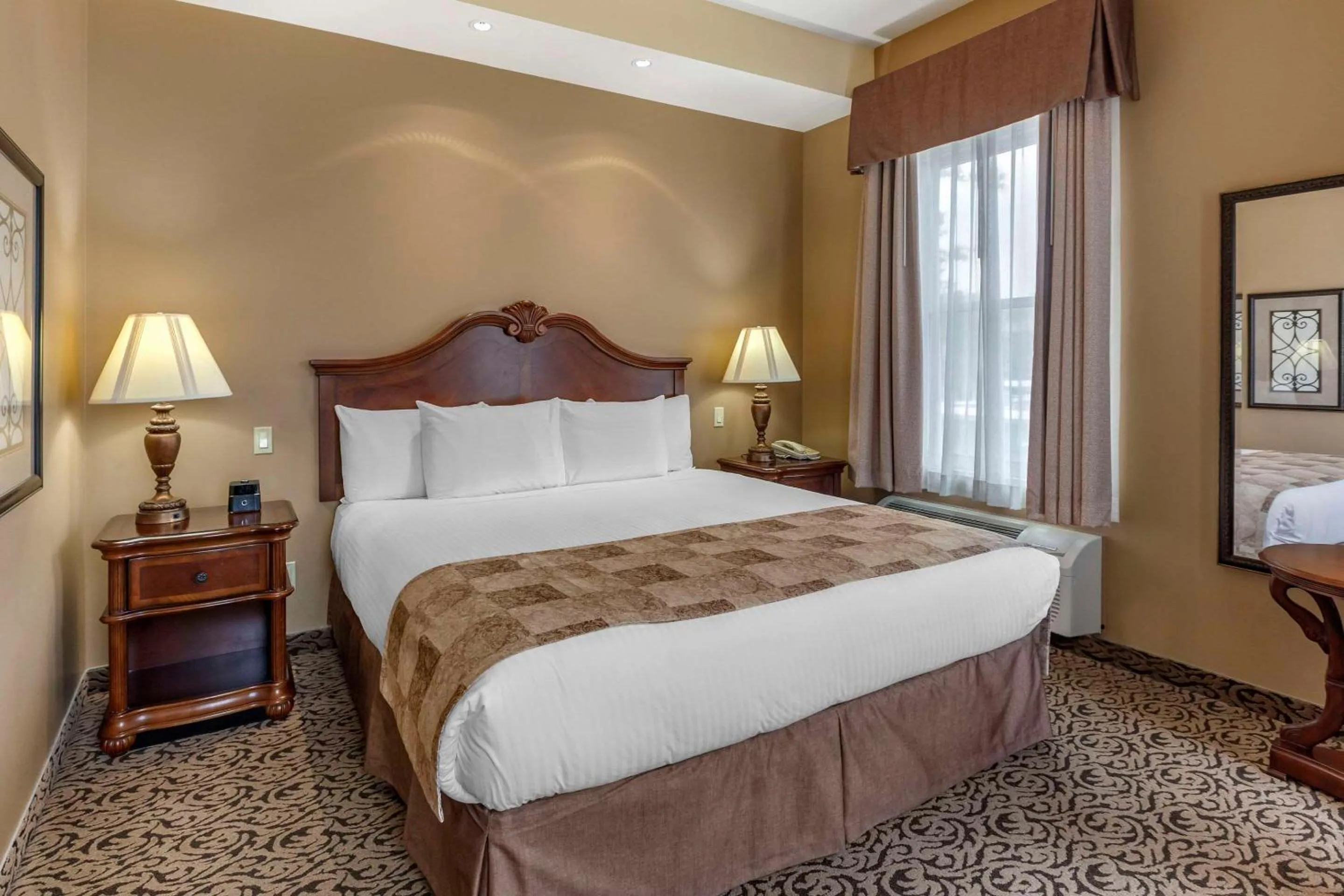 Bedroom, Bed in The Parlour Inn, an Ascend Collection Hotel