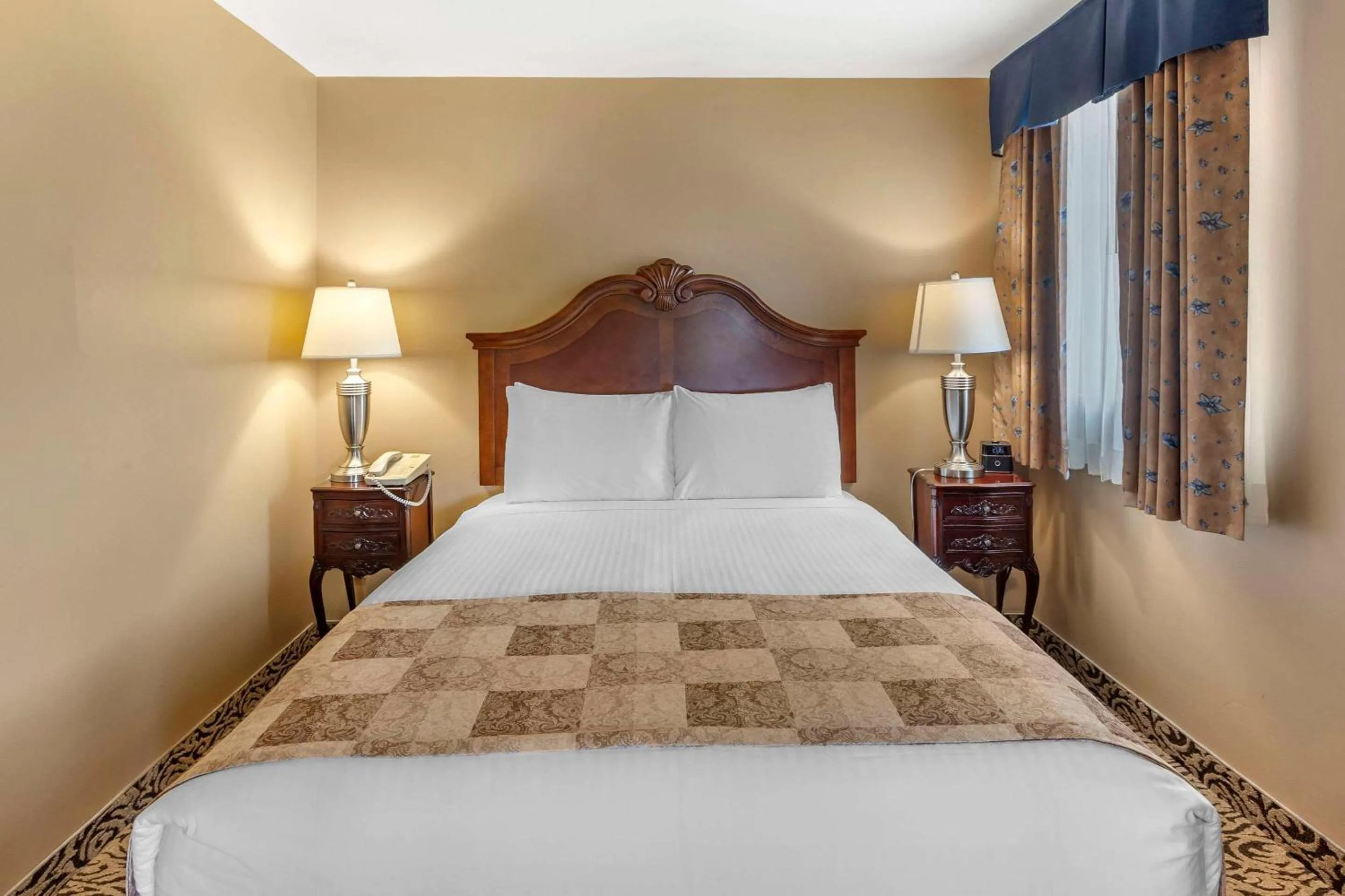Bedroom, Bed in The Parlour Inn, an Ascend Collection Hotel