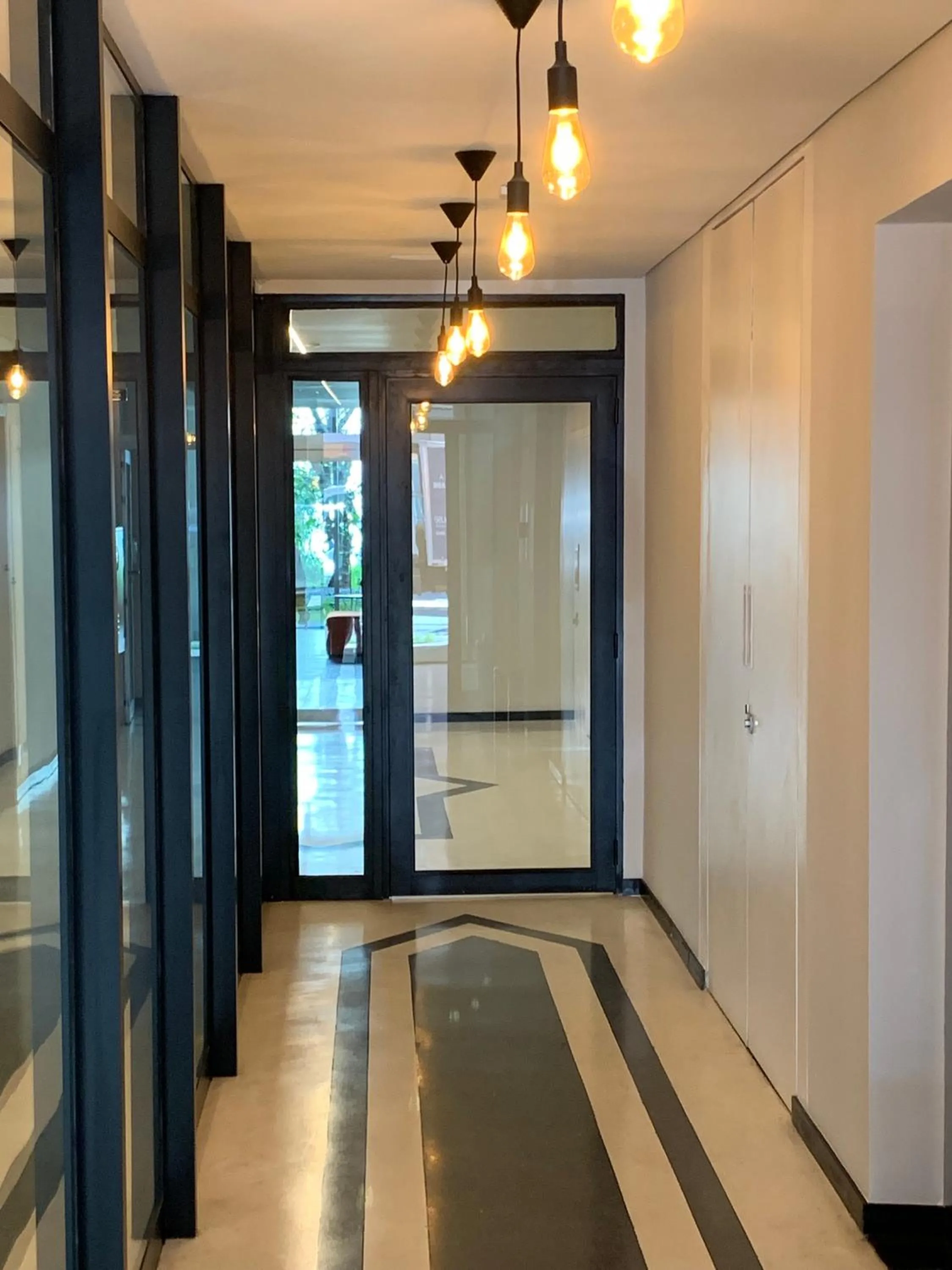 Facade/entrance in Studio ao lado do Shopping Ibirapuera