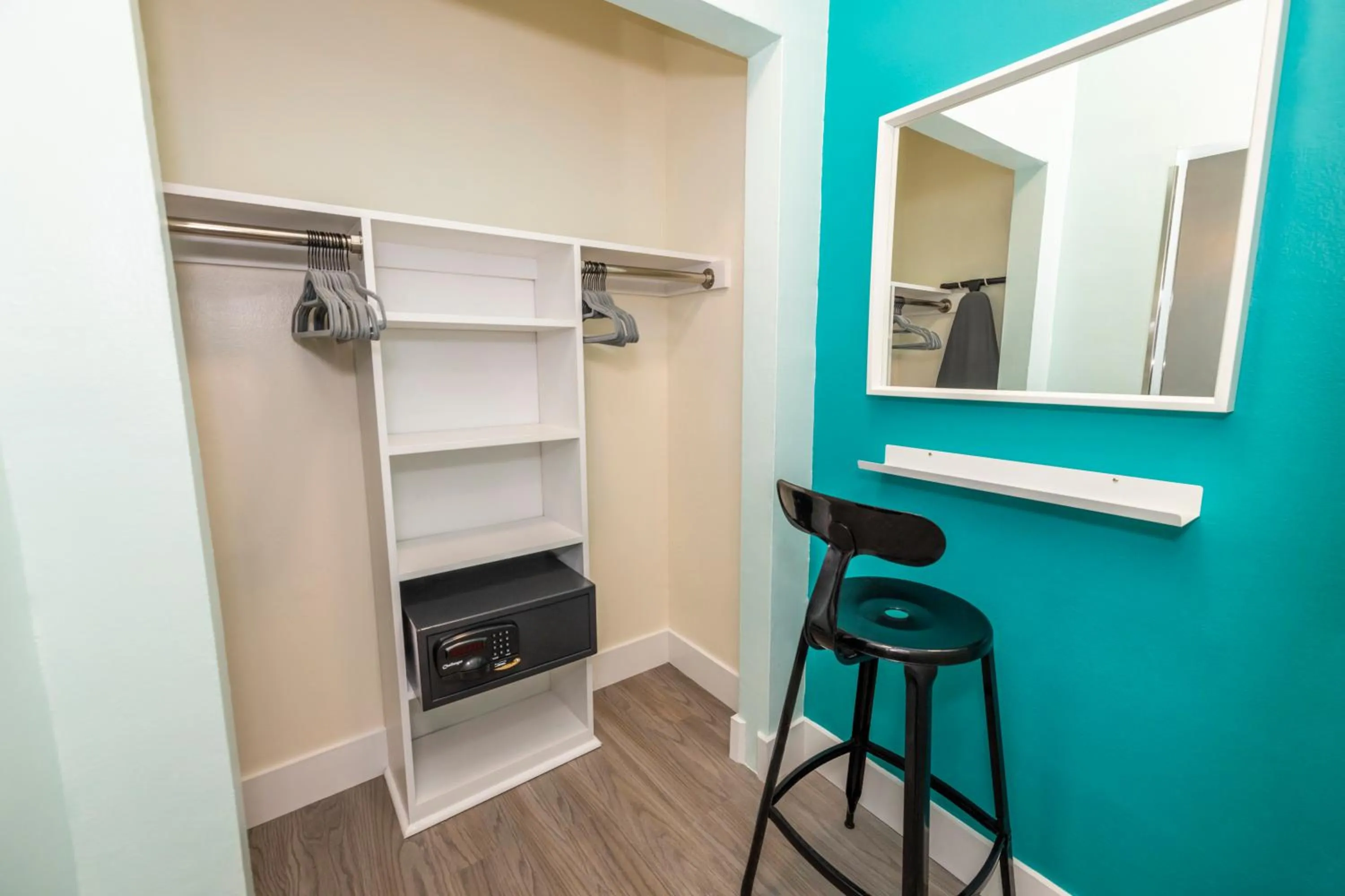 safe in Suites on South Beach